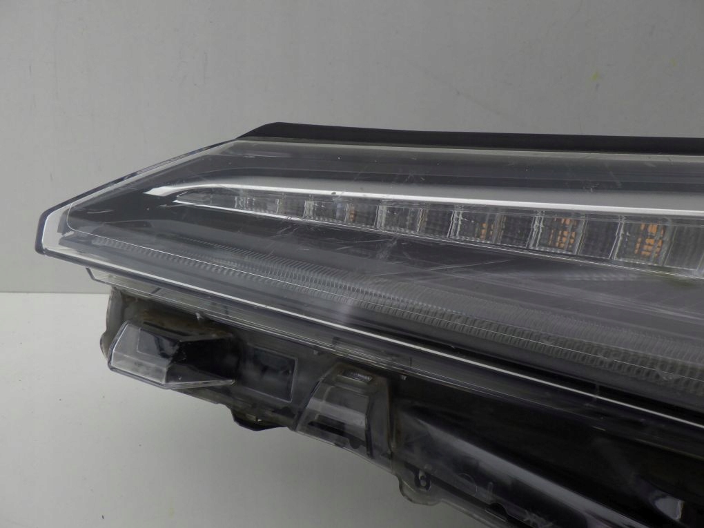 TOYOTA C-HR CHR FULL LED light left front