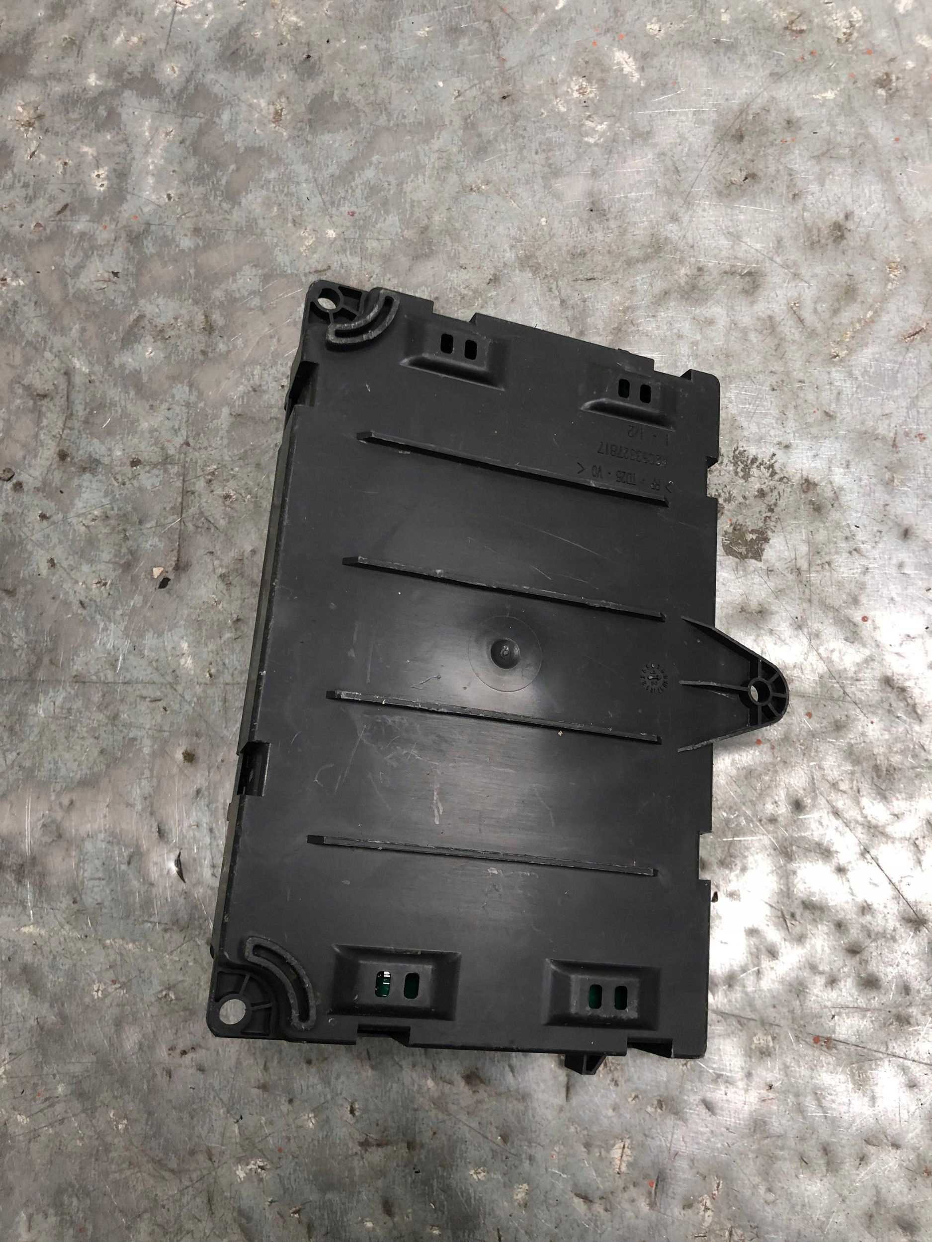 Unité commande confort BSC PEUGEOT CITROEN 9665778480
