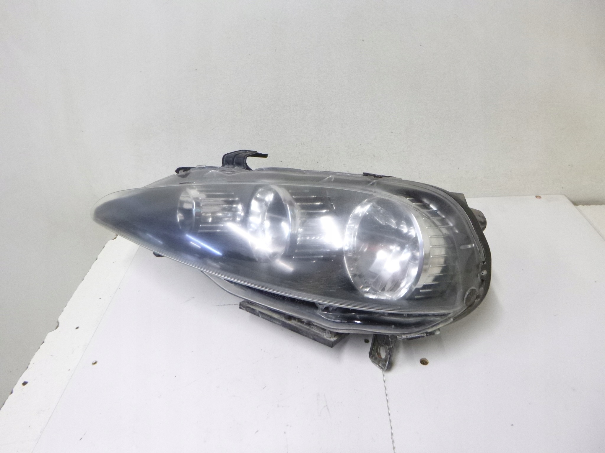 light front right Alfa Romeo 147 FL Lift Valeo 89101232 SX 2004 – 2010