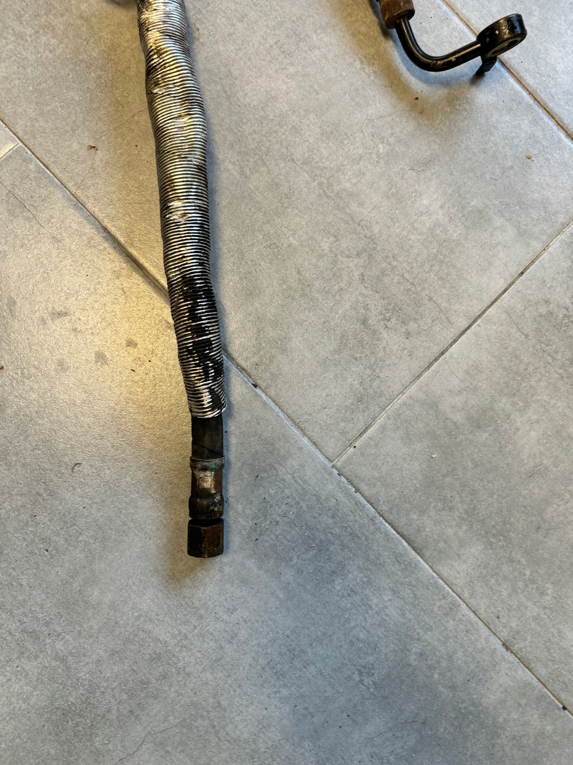 Schläuche PRZEKLADNI Lenkgetriebe Lenkung TOYOTA AVALON Sensor
