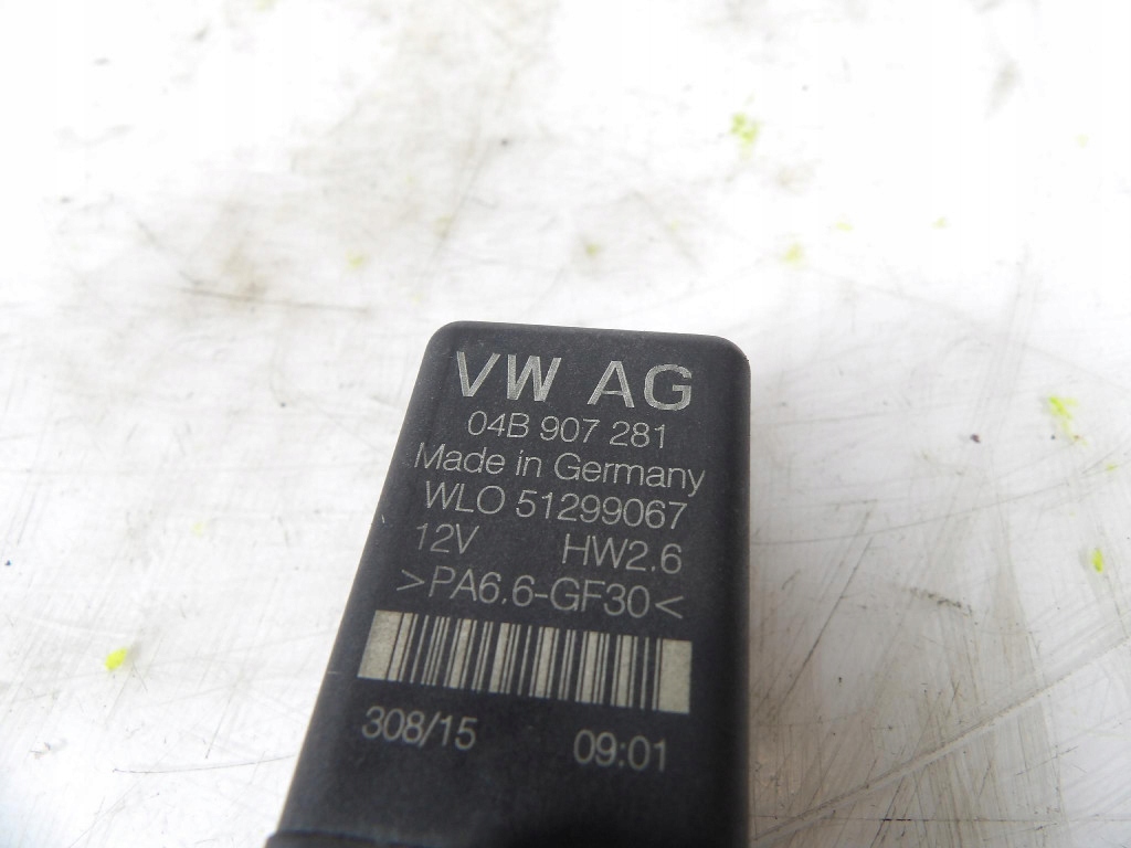 SKODA RAPID 1.4TDI relay plugs ZAROWYCH 04B907281