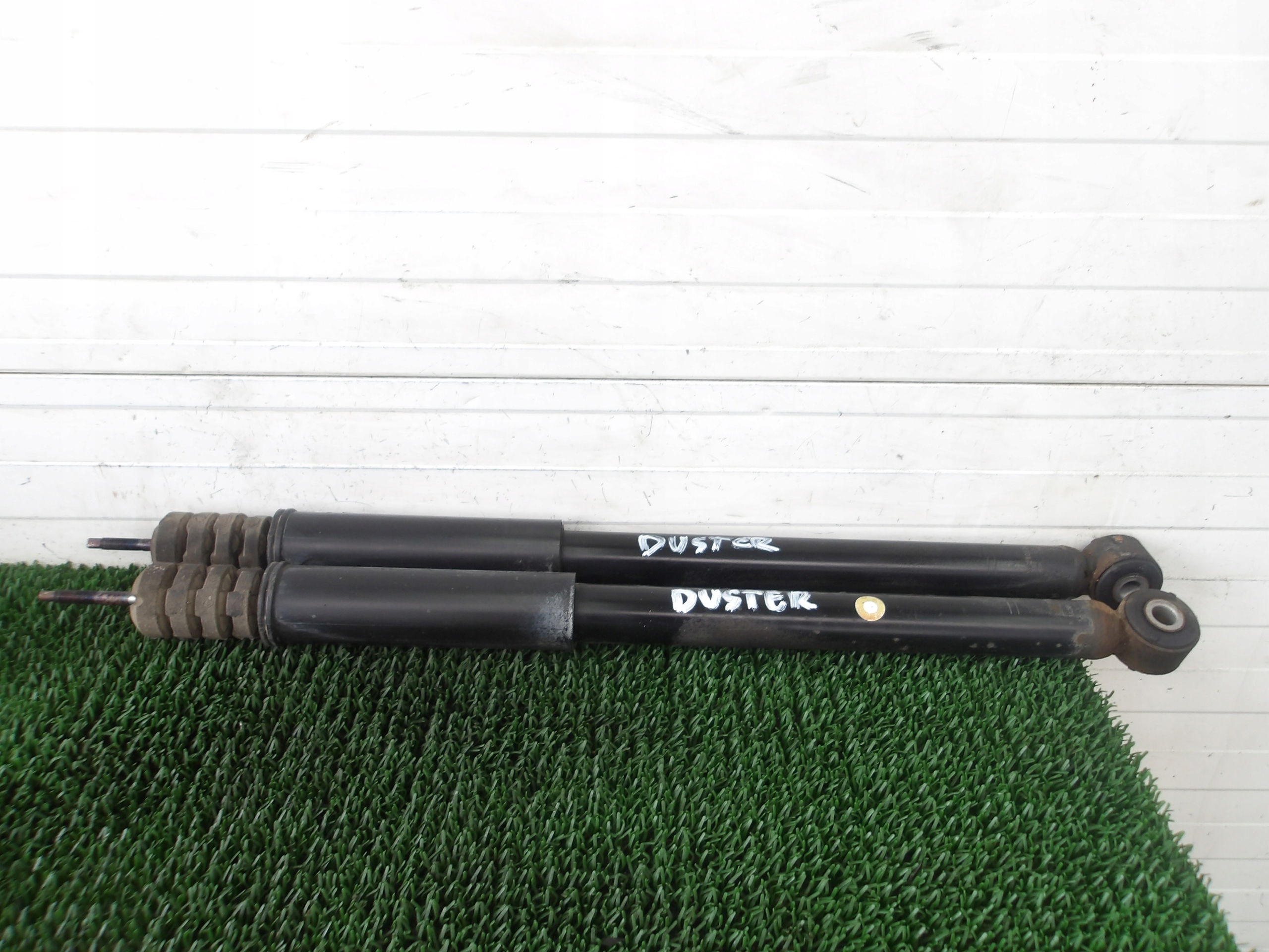 DUSTER and 10-18 shock absorber rear right left rear part OE