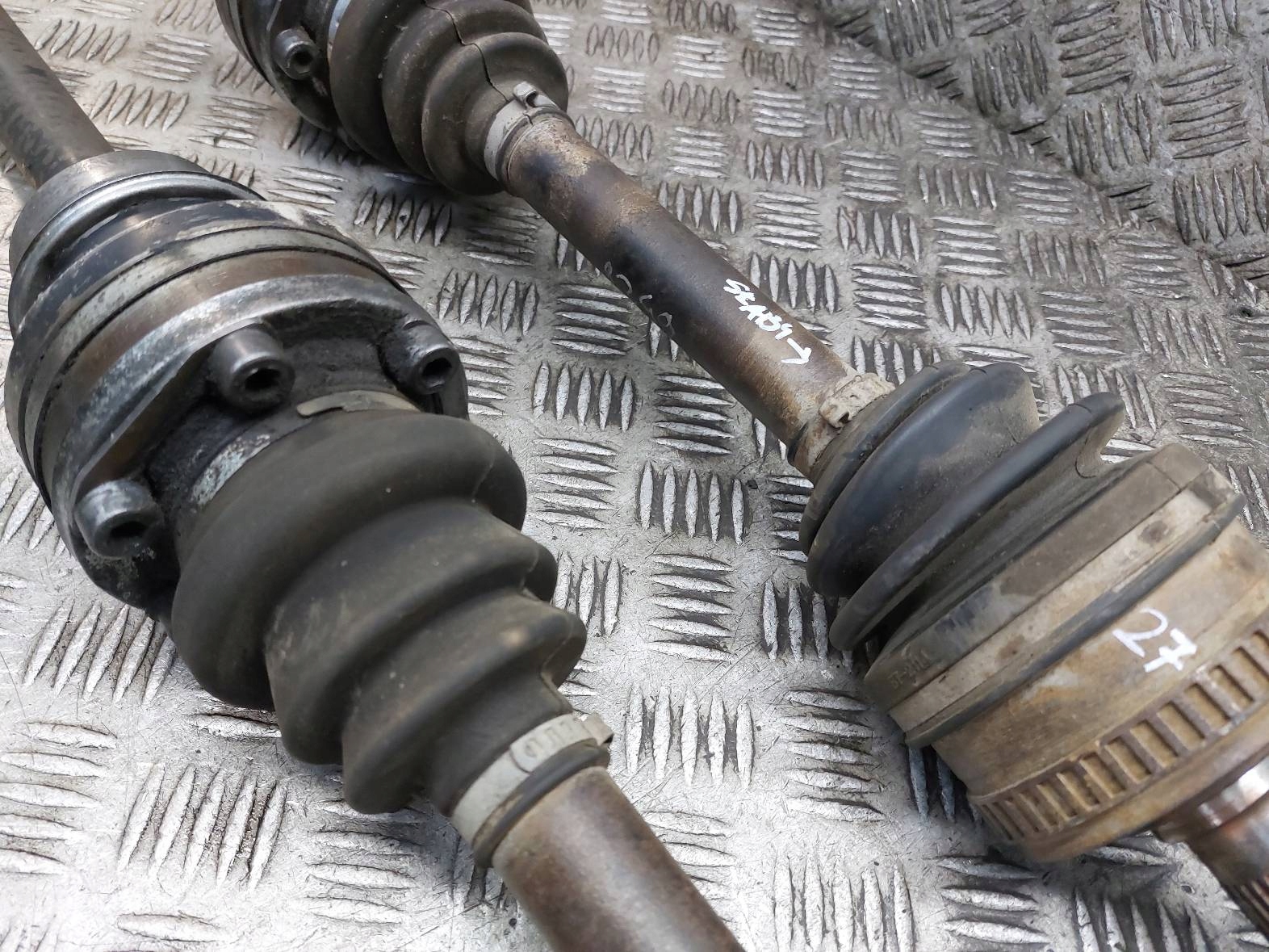 semi-axis left front + right front 5B MERCEDES-BENZ VITO W638