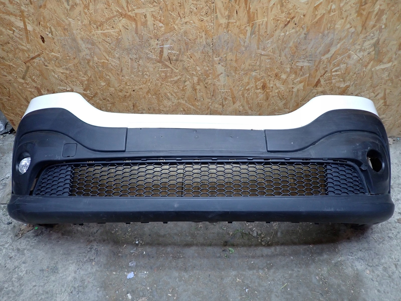 bumper front front RENAULT TRAFIC 3 III FG 2014-2021R 620223380R
