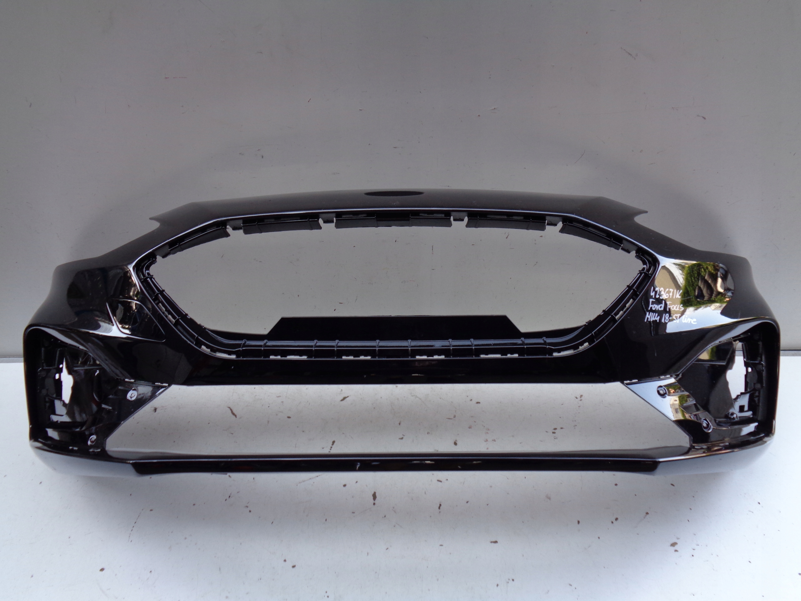 FRONTSTOSSSTANGE FORD FOCUS MK4 18- ST-LINE NR 42367