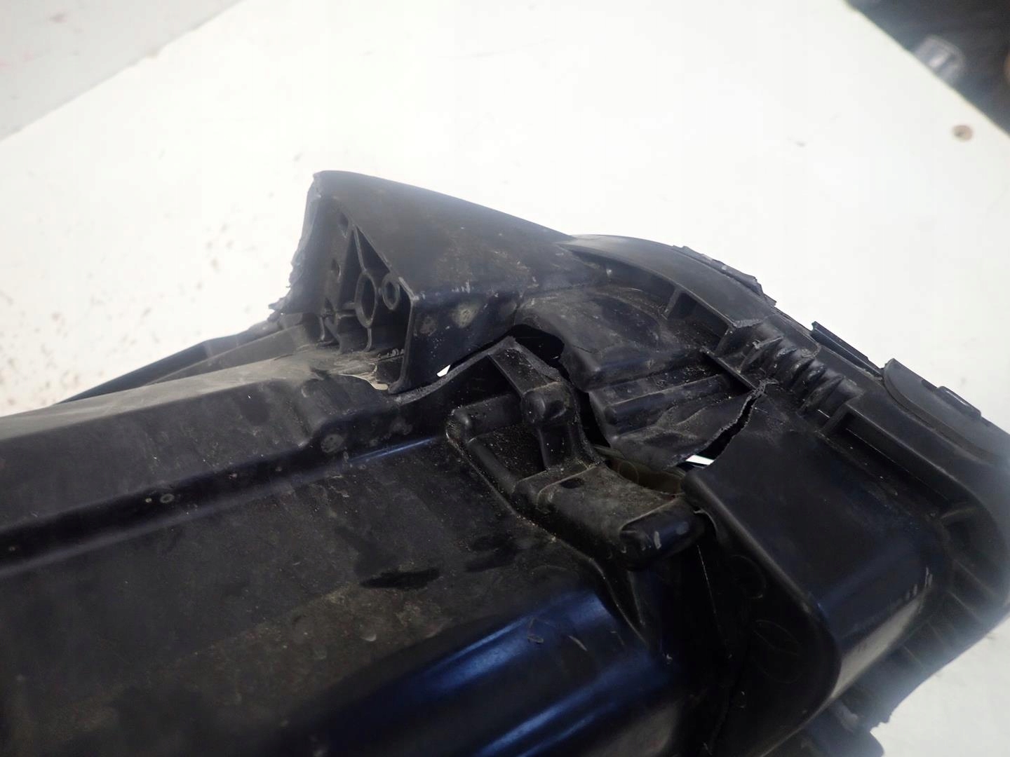 light front left MERCEDES B-KLASA W246 LIFT 2016