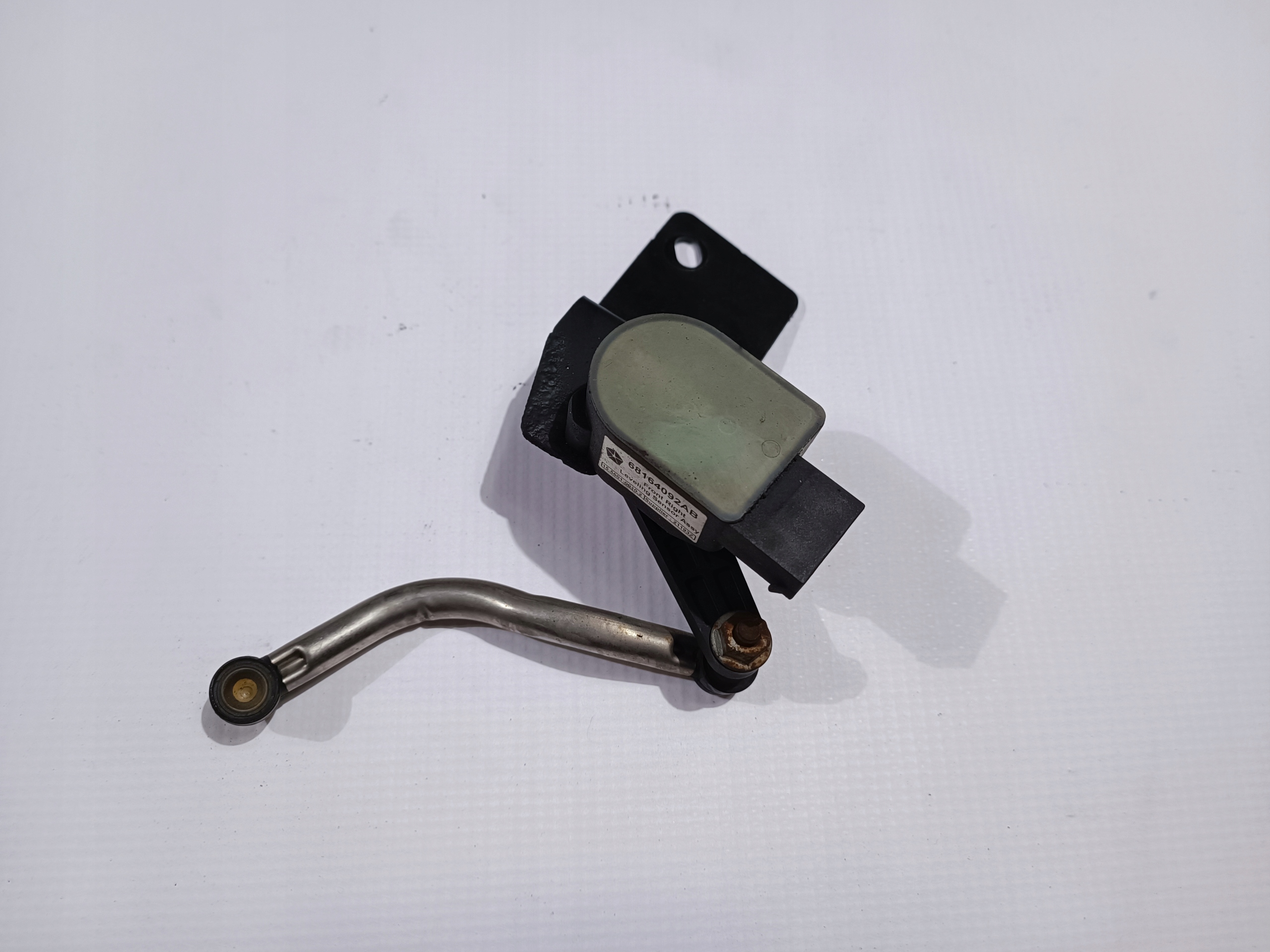 sensor poziomowania front Dodge Durango Grand Cherokee 2011-2015