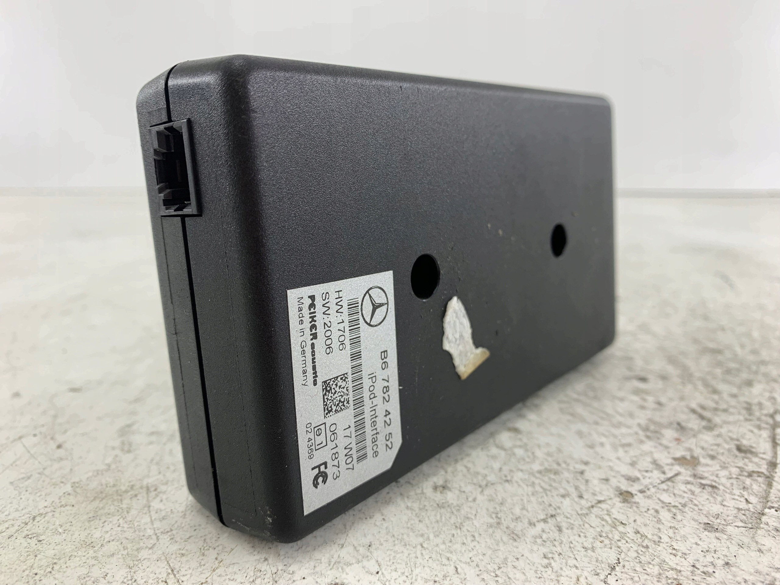 MERCEDES W211 module IPOD B67824252