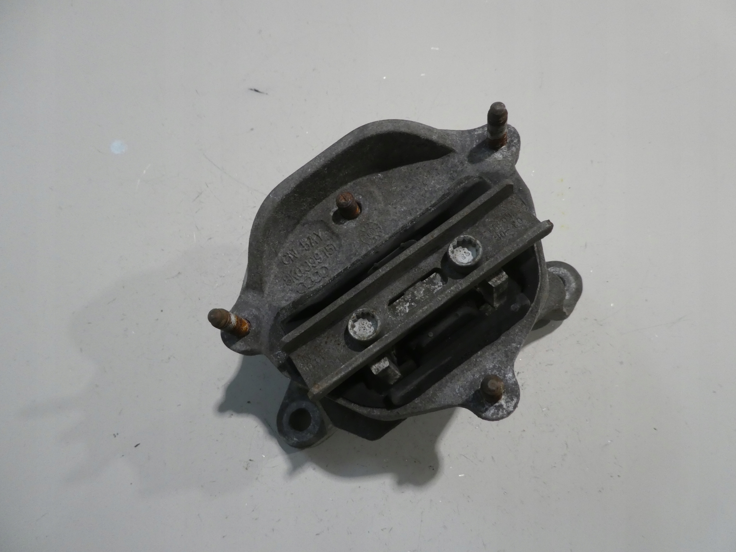 holder gearbox mounting AUDI A4 A5 8K0399115R