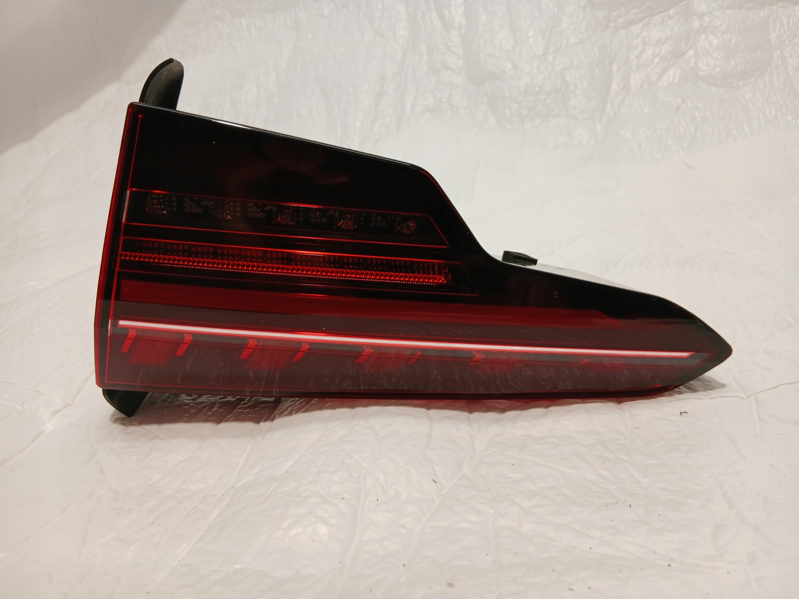 AUDI A4 B9 LIFT light boot right rear part LED USA 8W5945094AB