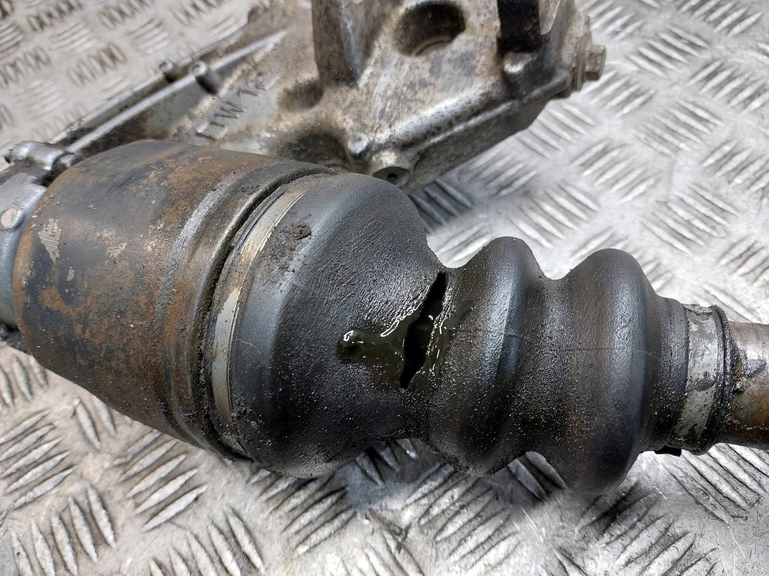 semi-axis left front + right front 5B PEUGEOT BOXER and LIFT 2.2 HDI
