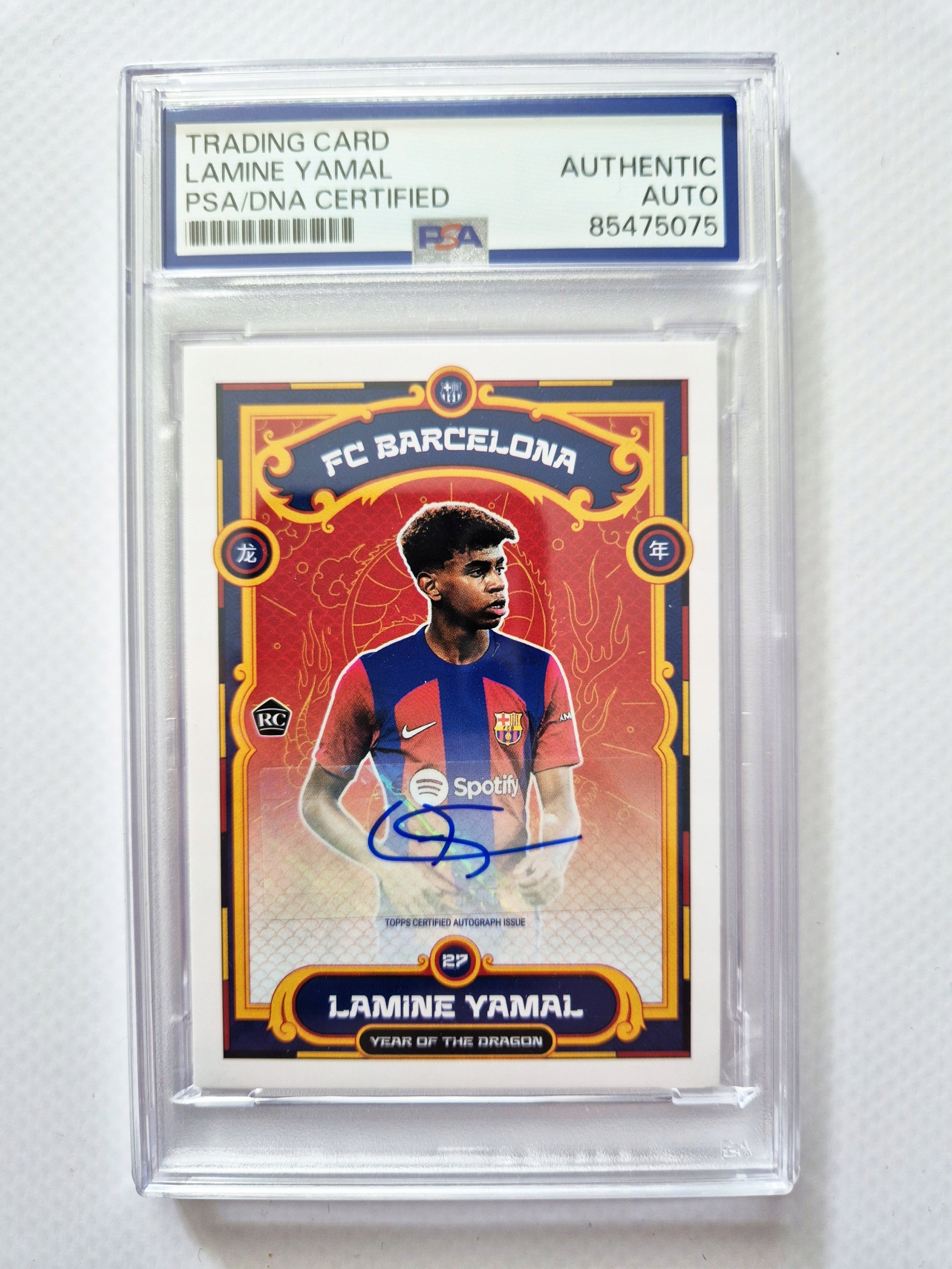 ЛАМИН ЯМАЛ АВТОГРАФ Карточка Topps YOTD FC Barcelona RC PSA/DNA