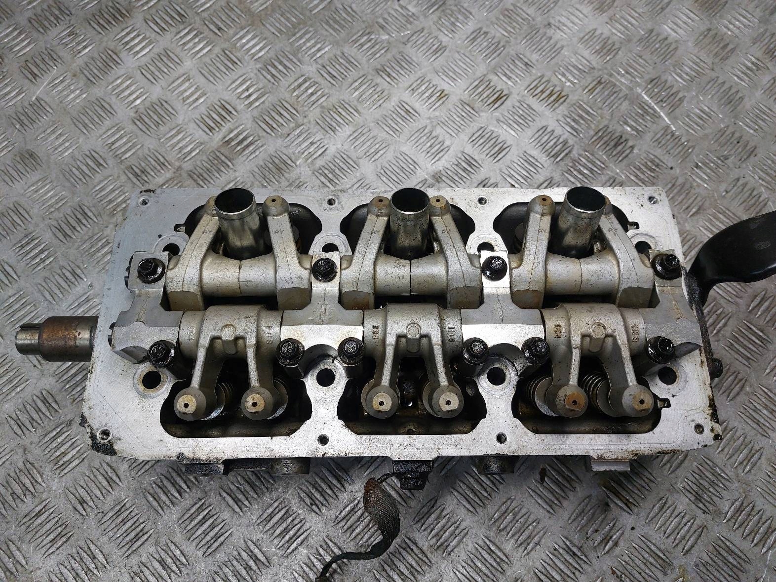 glava CHRYSLER PACIFICA i 3.5 V6 4792728AA