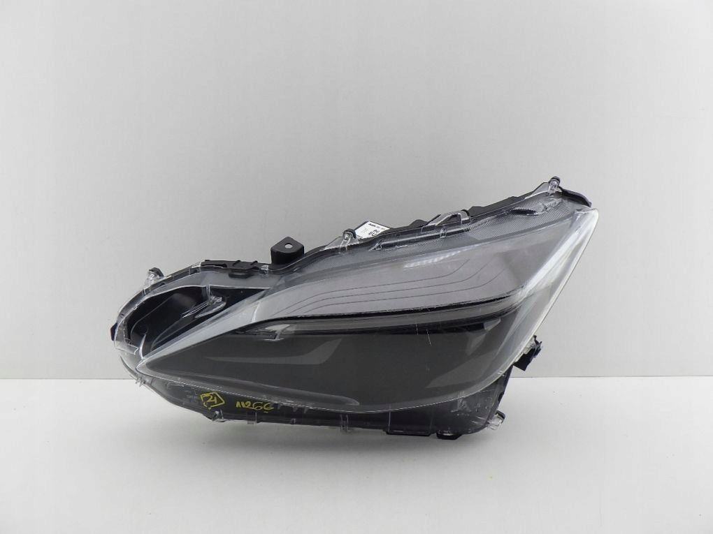 TOYOTA YARIS CROSS FULL LED light left front