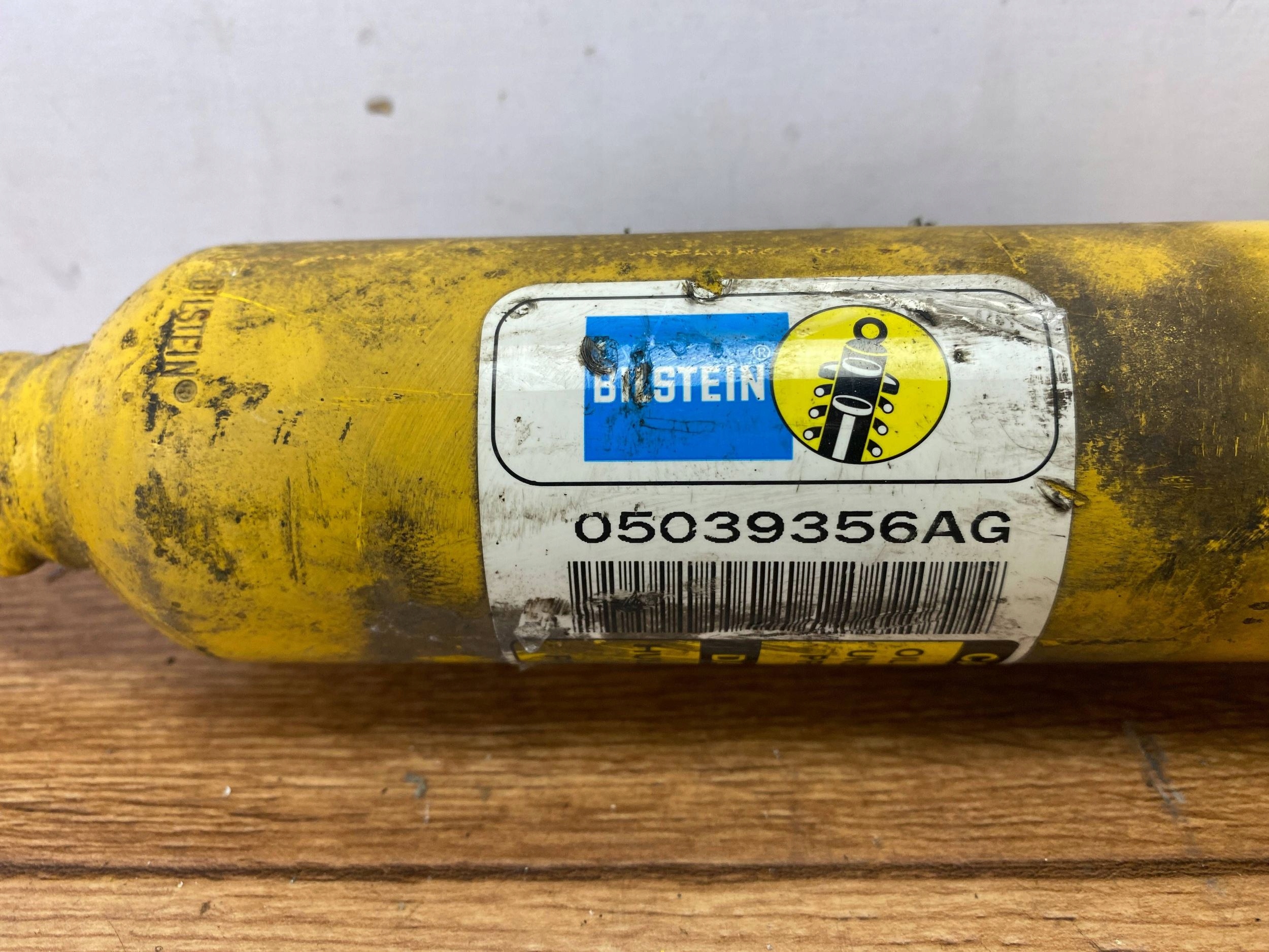shock absorber rear BILSTEIN Dodge Charger 2015+