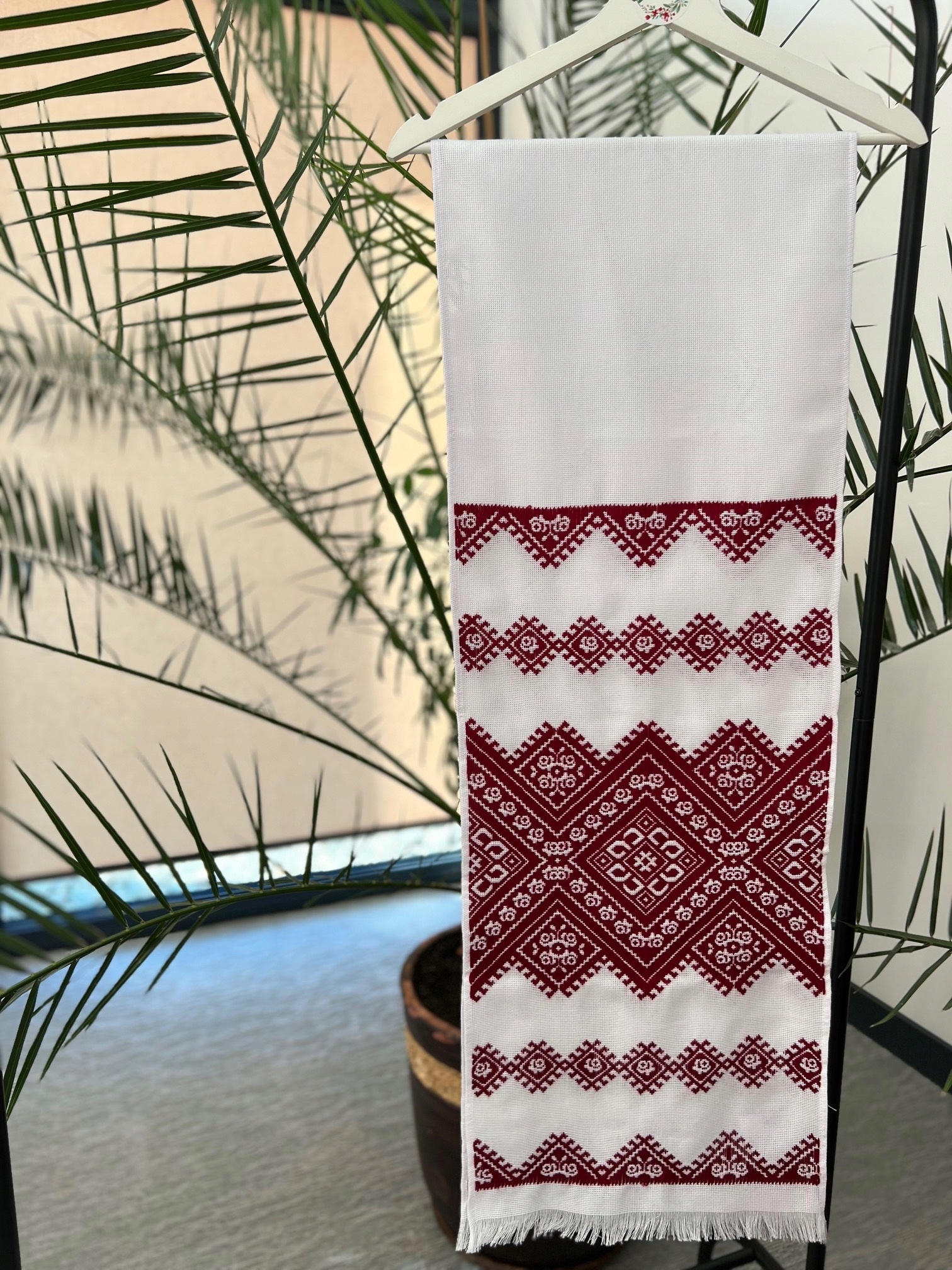 Ručník rusznyk ručně vyšívaný tradiční červená výšivka 200x35 cm