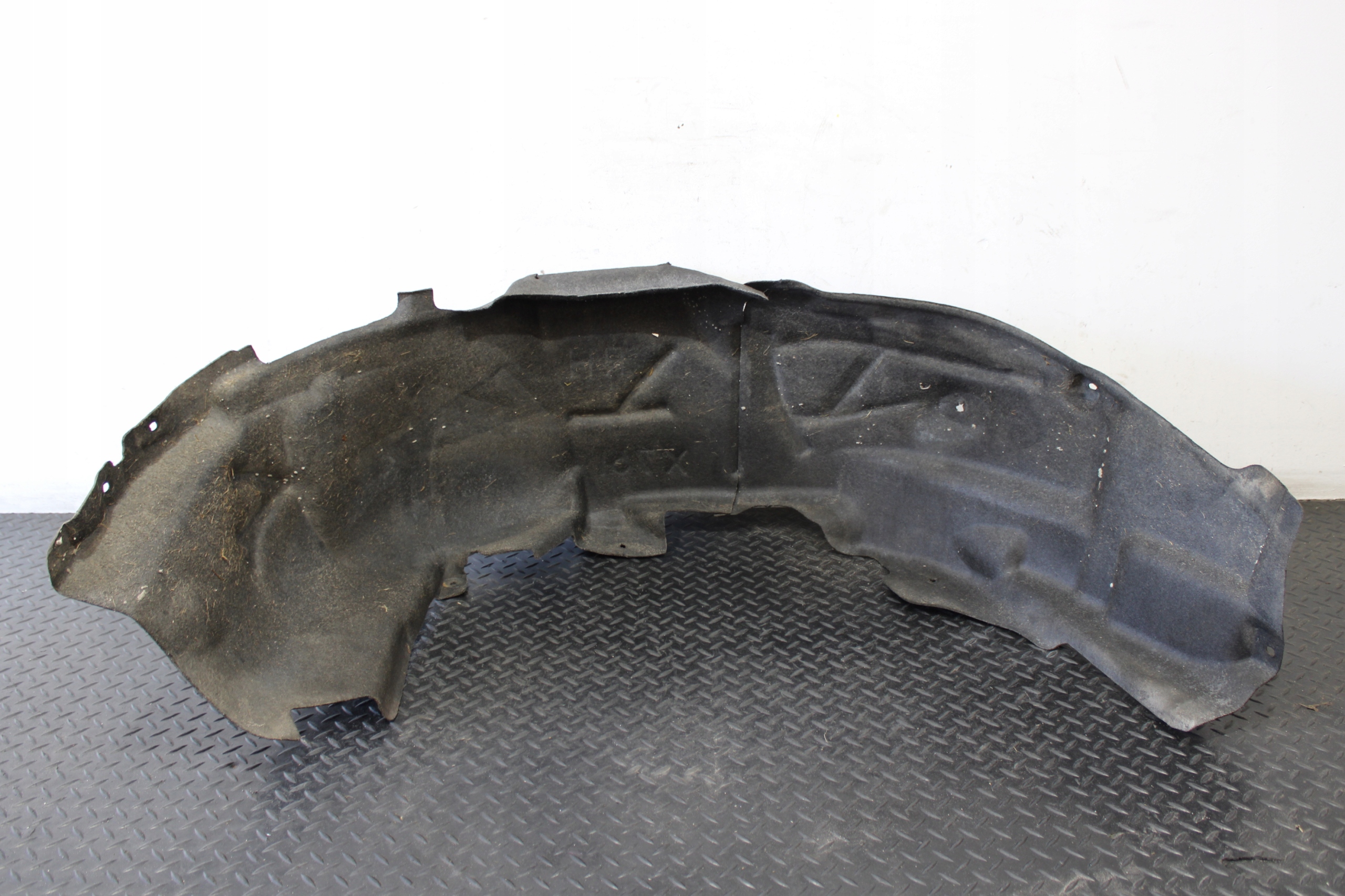mudguard right rear part JAGUAR F-PACE X761