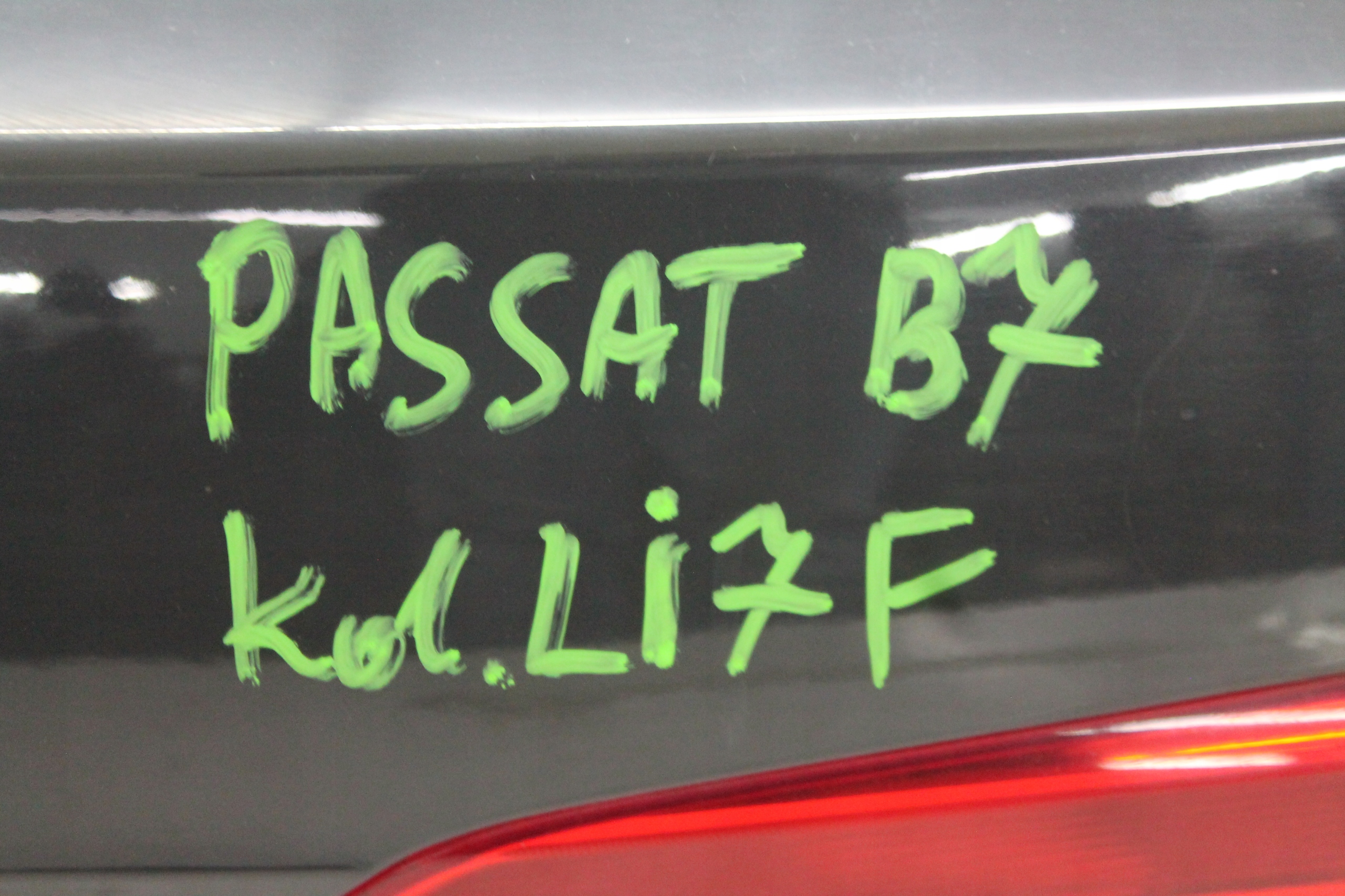 trunk door boot rear part sedan VW PASSAT B7 LI7F 10-14