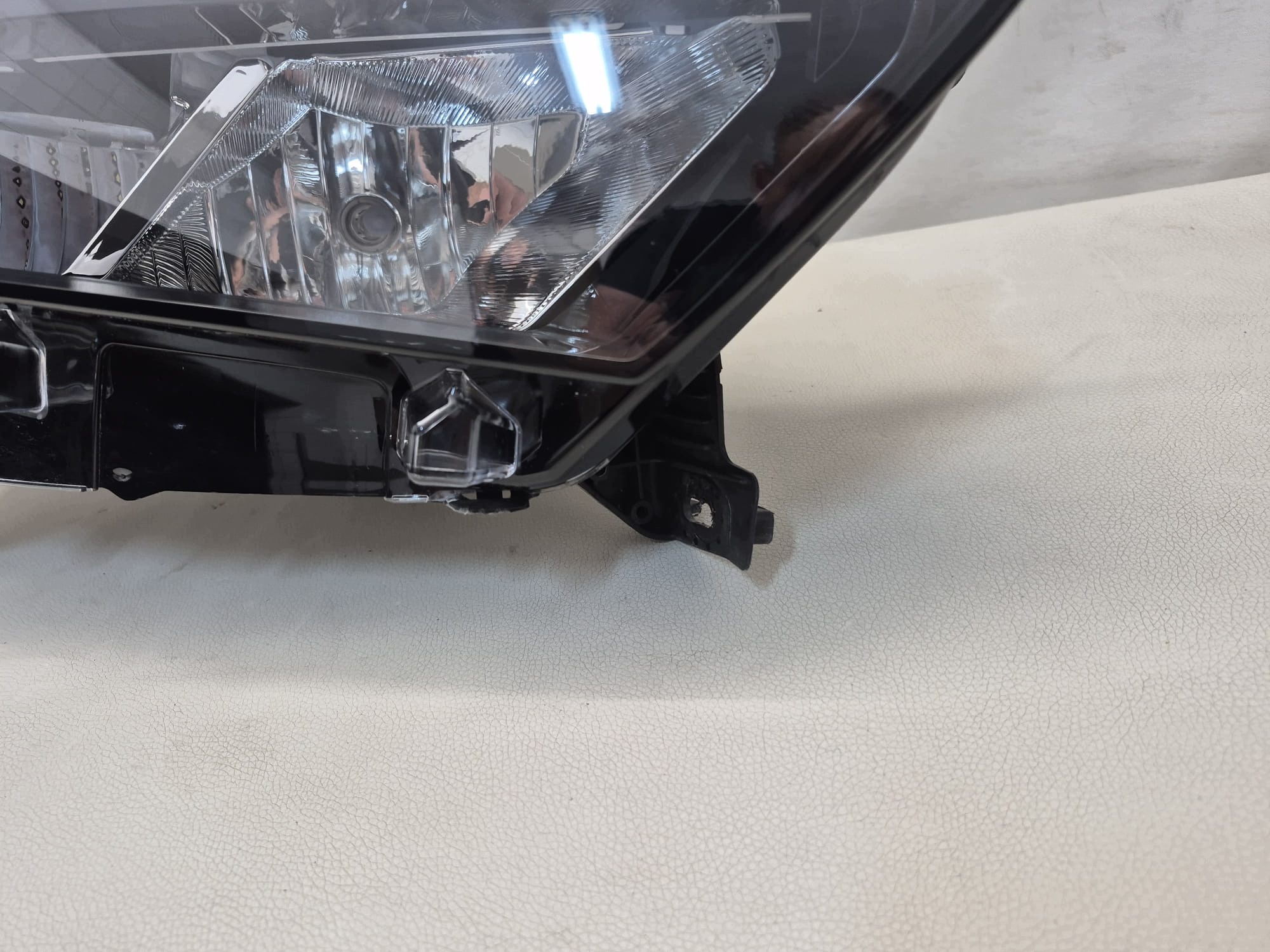 DACIA SANDERO III 3 LIFT 25- light right front front FULL LED 260102152R