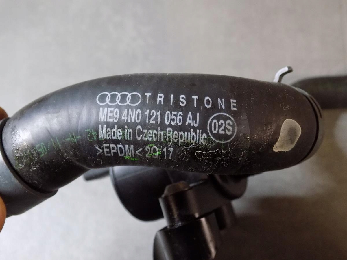 AUDI A8 4N Pompa d’acqua 4N0121391
