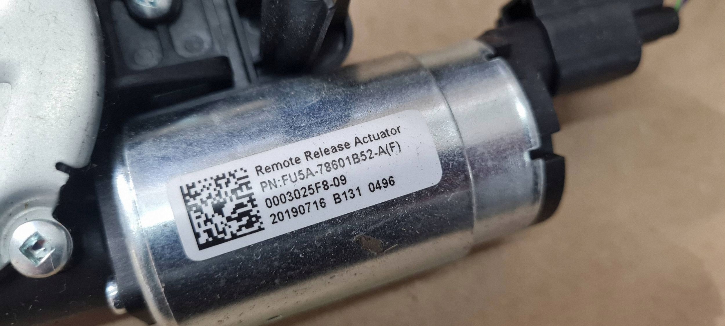 Ford Edge II 2020 ST LIFT Motor OPARCJA SITZ links heck FU5A78601B52A