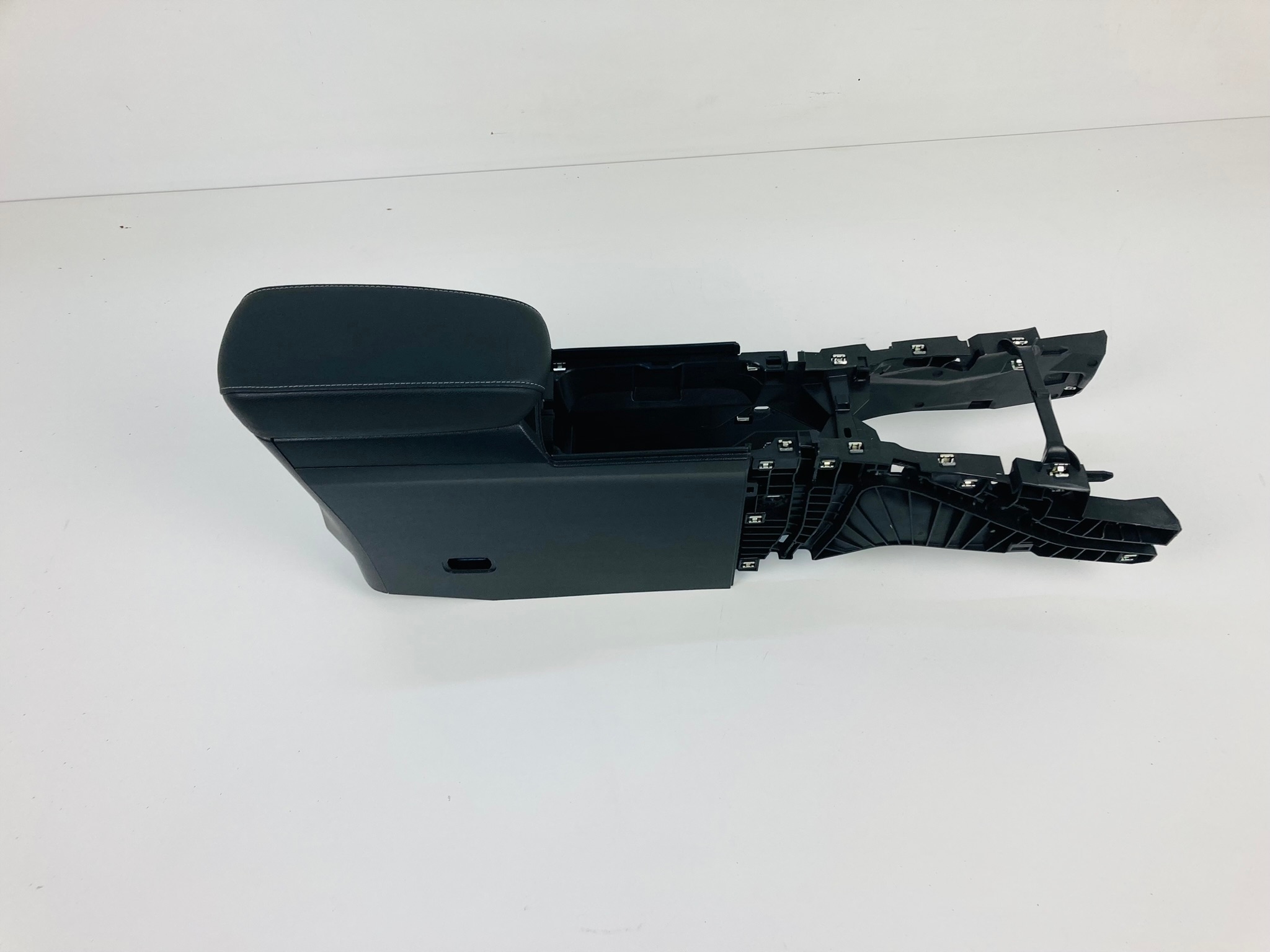 OPEL MOKKA II B TUNEL central armrest