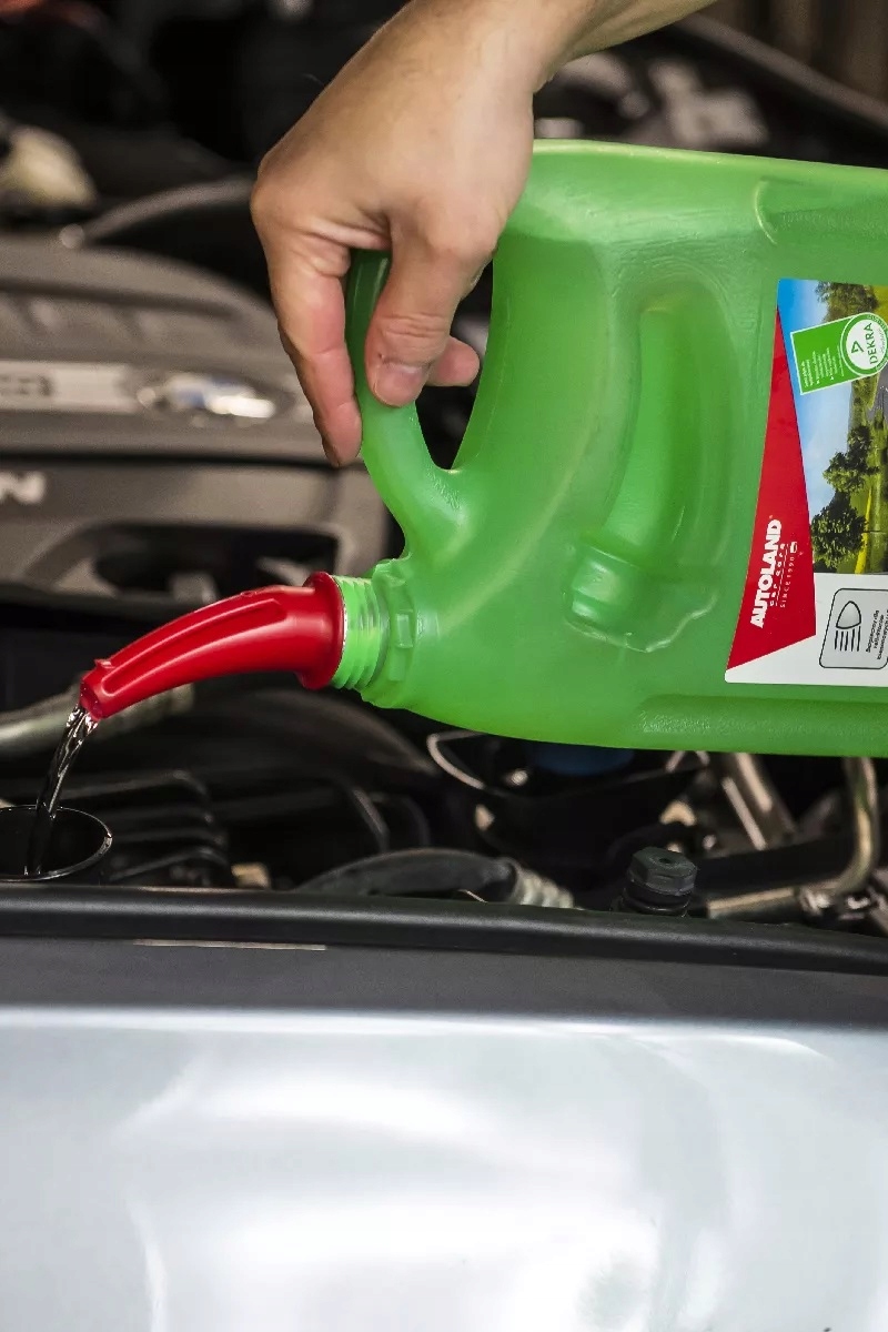 AUTOLAND PSIK LETNI PŁYN DO SPRYSKIWACZY 4L LEJEK Stan opakowania oryginalne