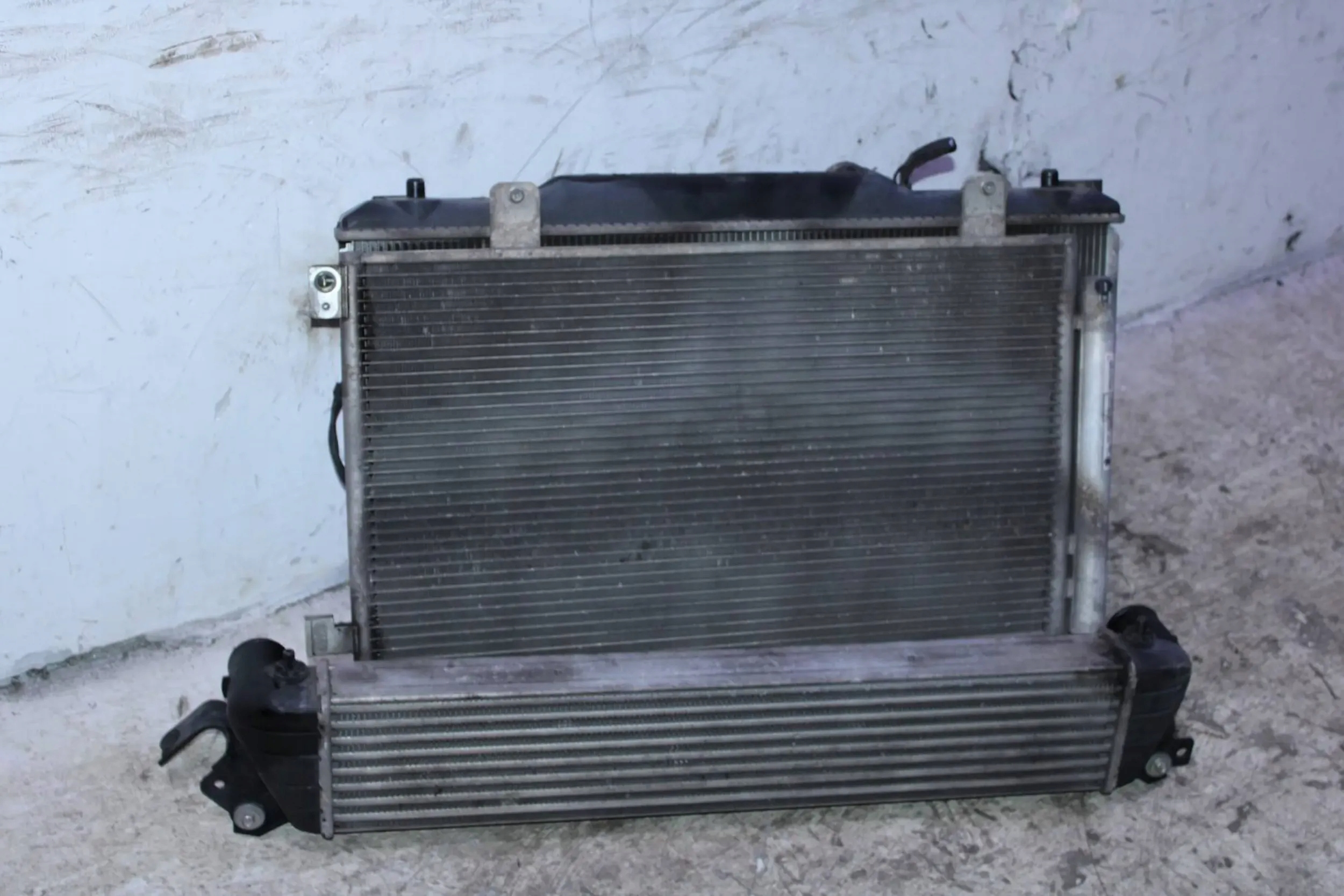 CHŁODNICE CHŁODNICA WENTYLATOR INTERCOOLER KOMPLET FIAT SEDICI
