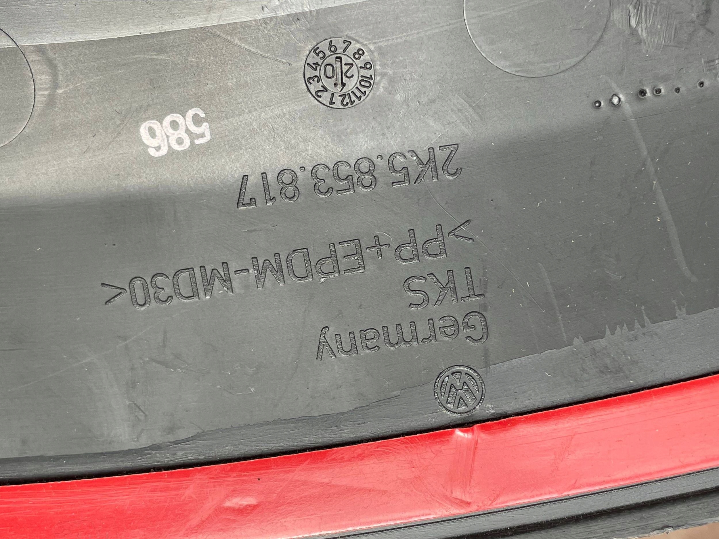 VW CADDY bal lista sárvédöt far 2K5853817 !J