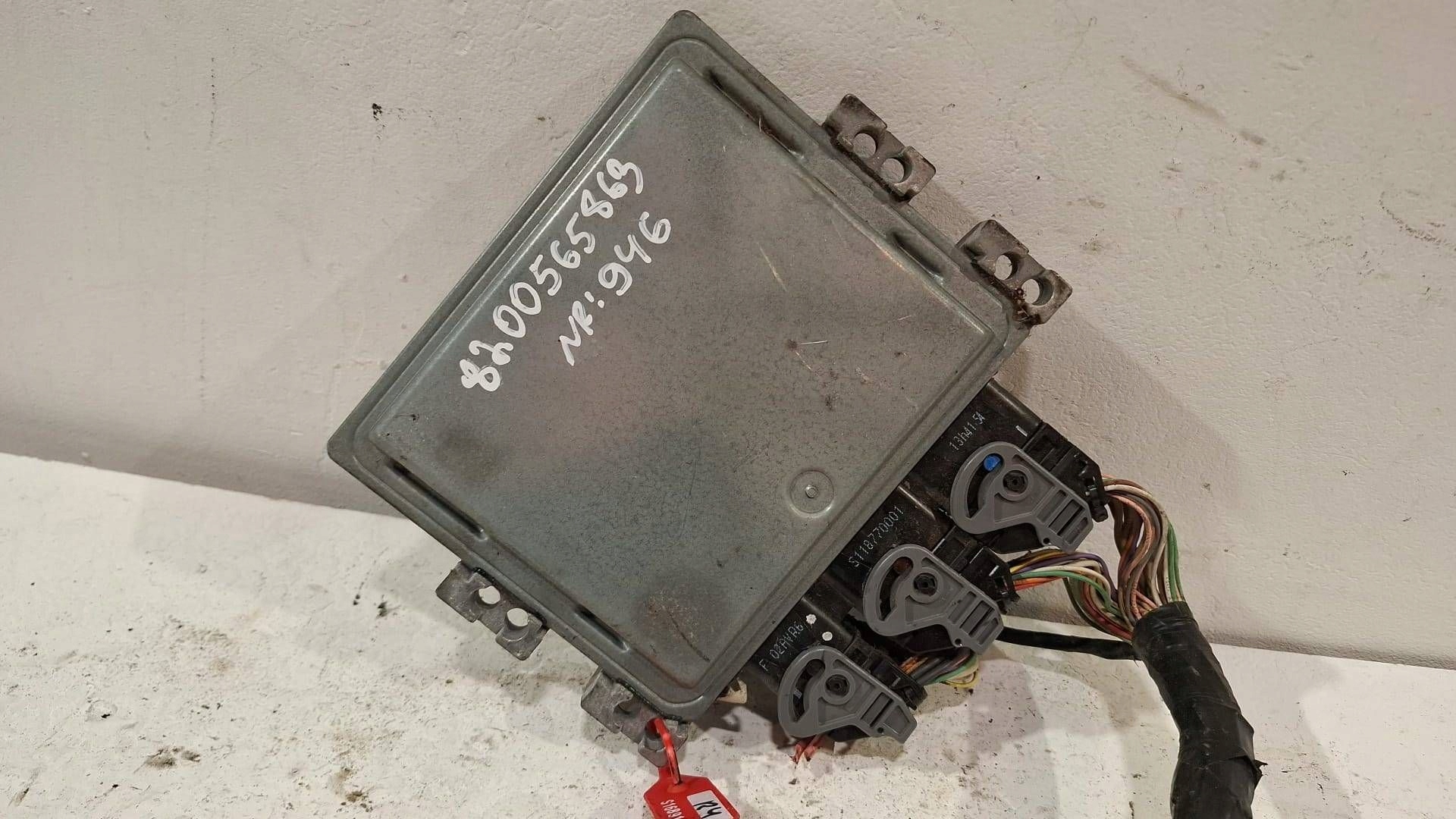 control unit of the engine computer S122326109A 8200565863 Renault 1.5 DCI