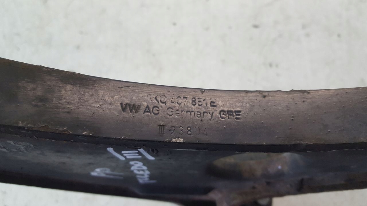 arm front front right Seat Toledo III 2,0 TSI