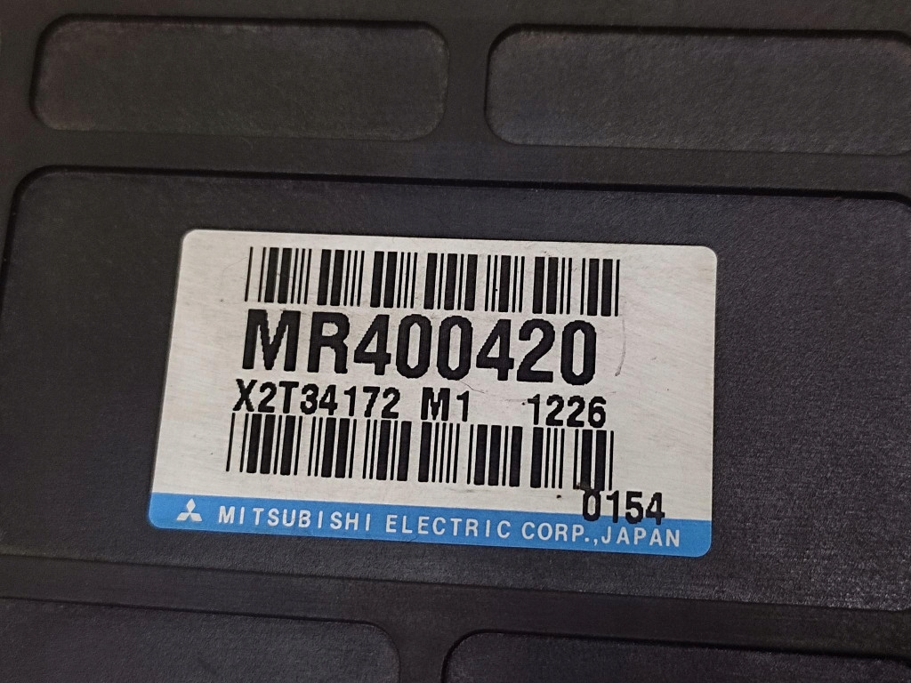 MITSUBISHI PAJERO 3 control unit module MR400420