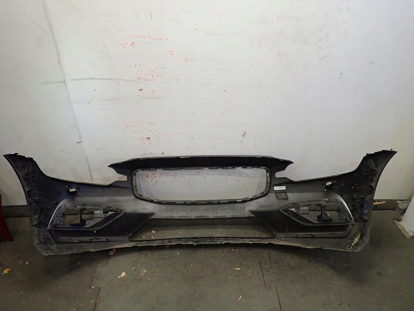 bumper front front VOLVO S60 III V60 II 2018- 31690589