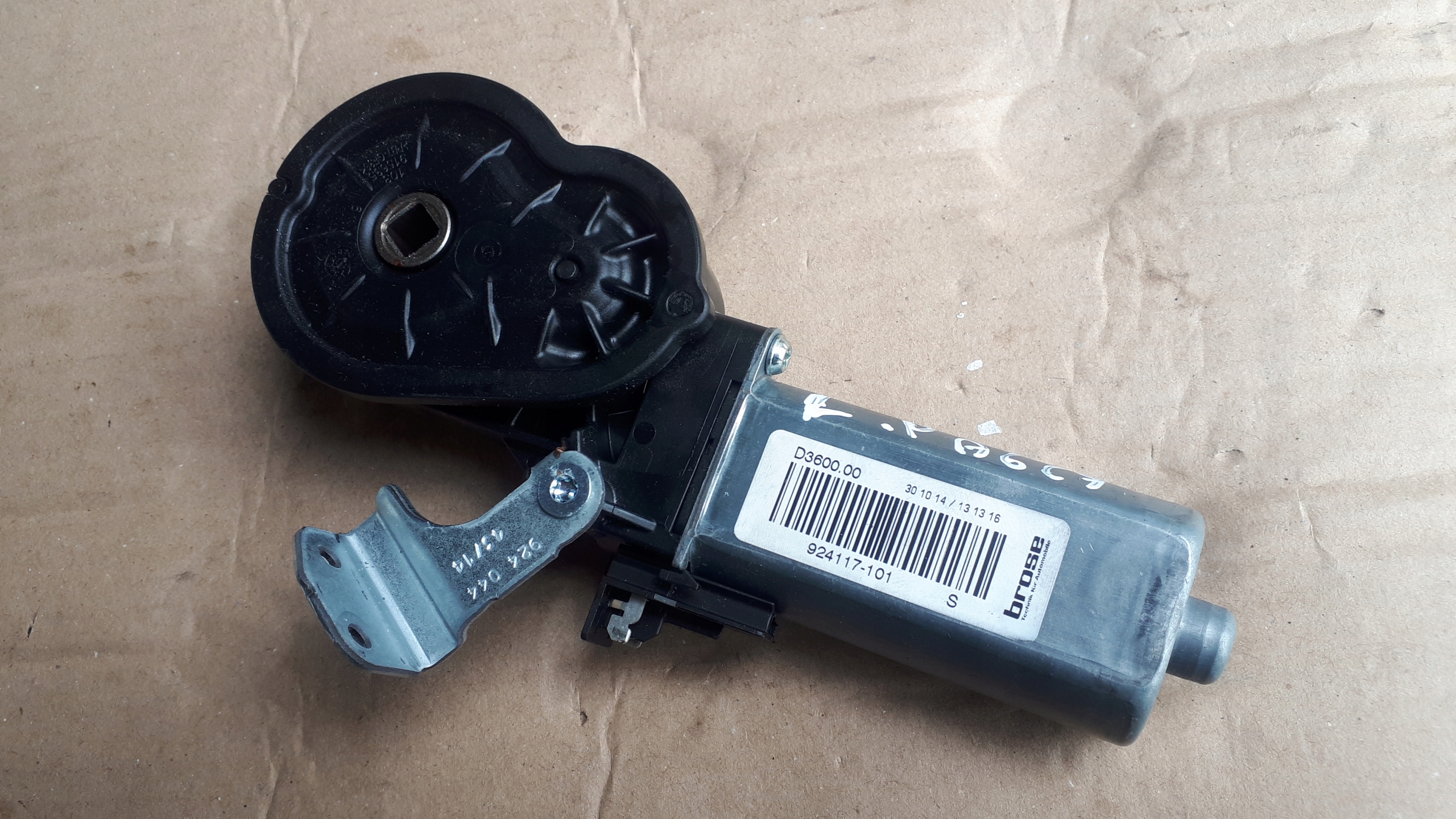 A6 C7 Motor Regulations- SITZ 924117-101