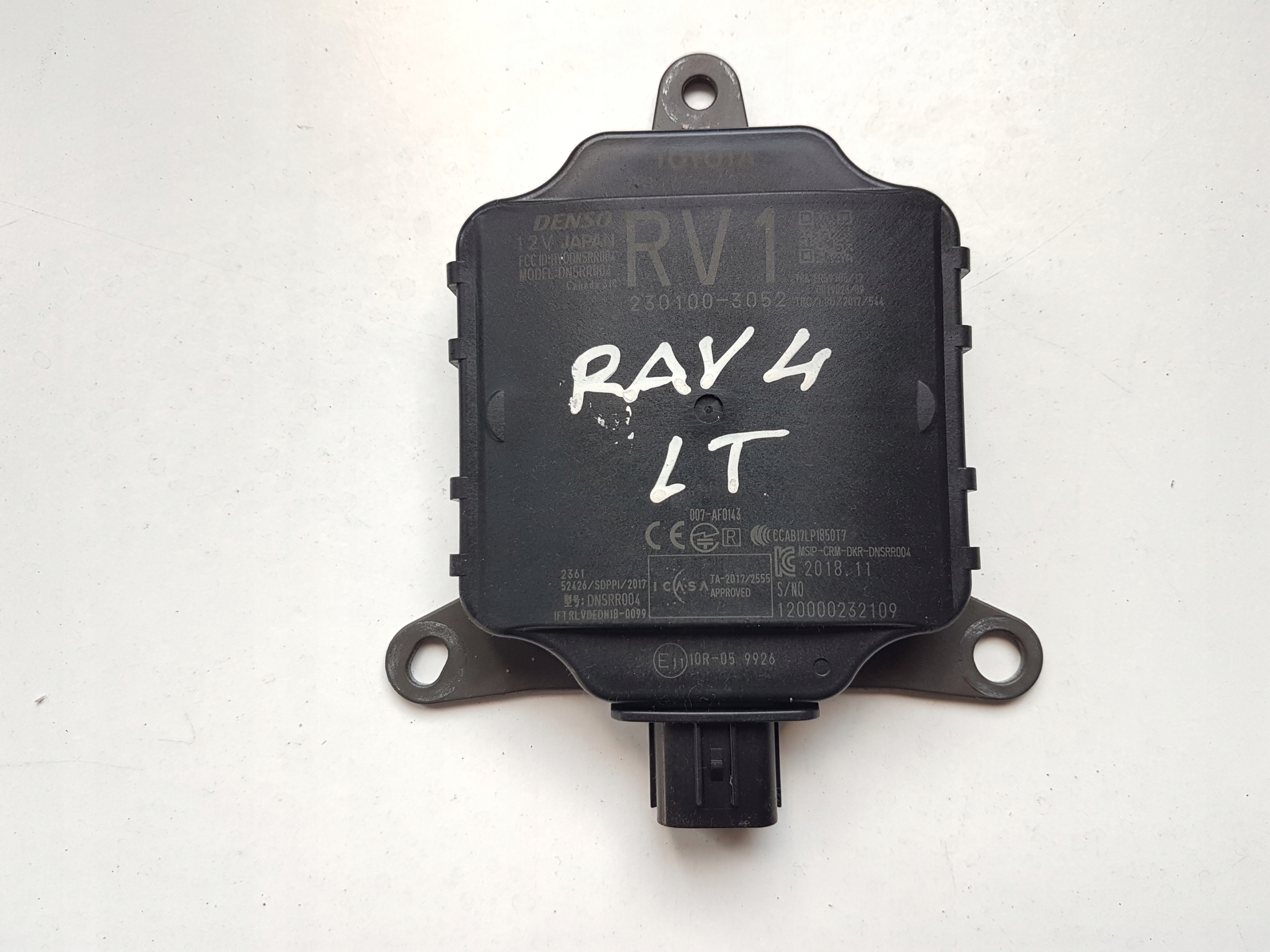 88162-42090 230100-3052 - ДАТЧИК СЛЕПЫХ ЗОН ЛЕВЫЙ ЗАДНИЙ TOYOTA RAV4 V 5 19-