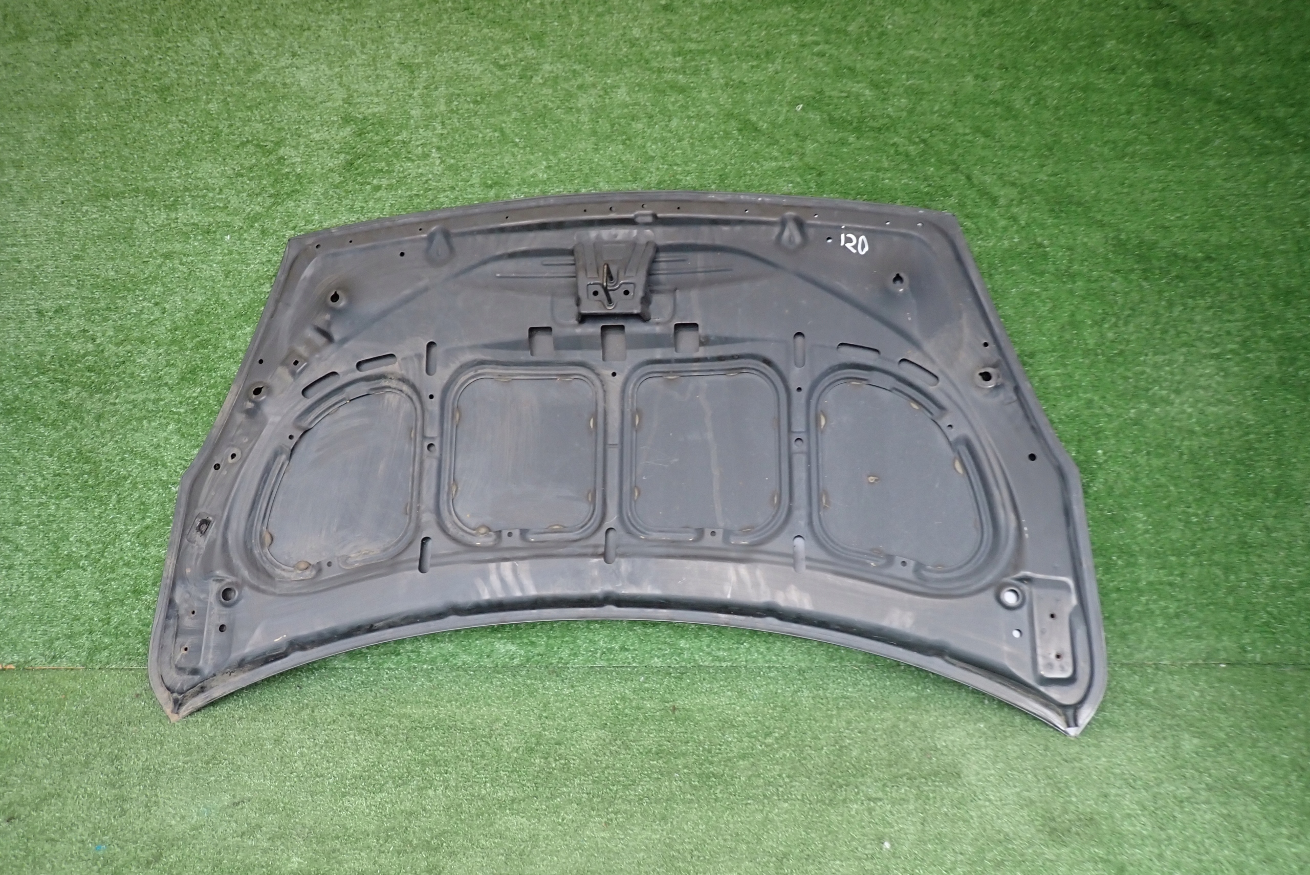 HYUNDAI I20 08-12 bonnet