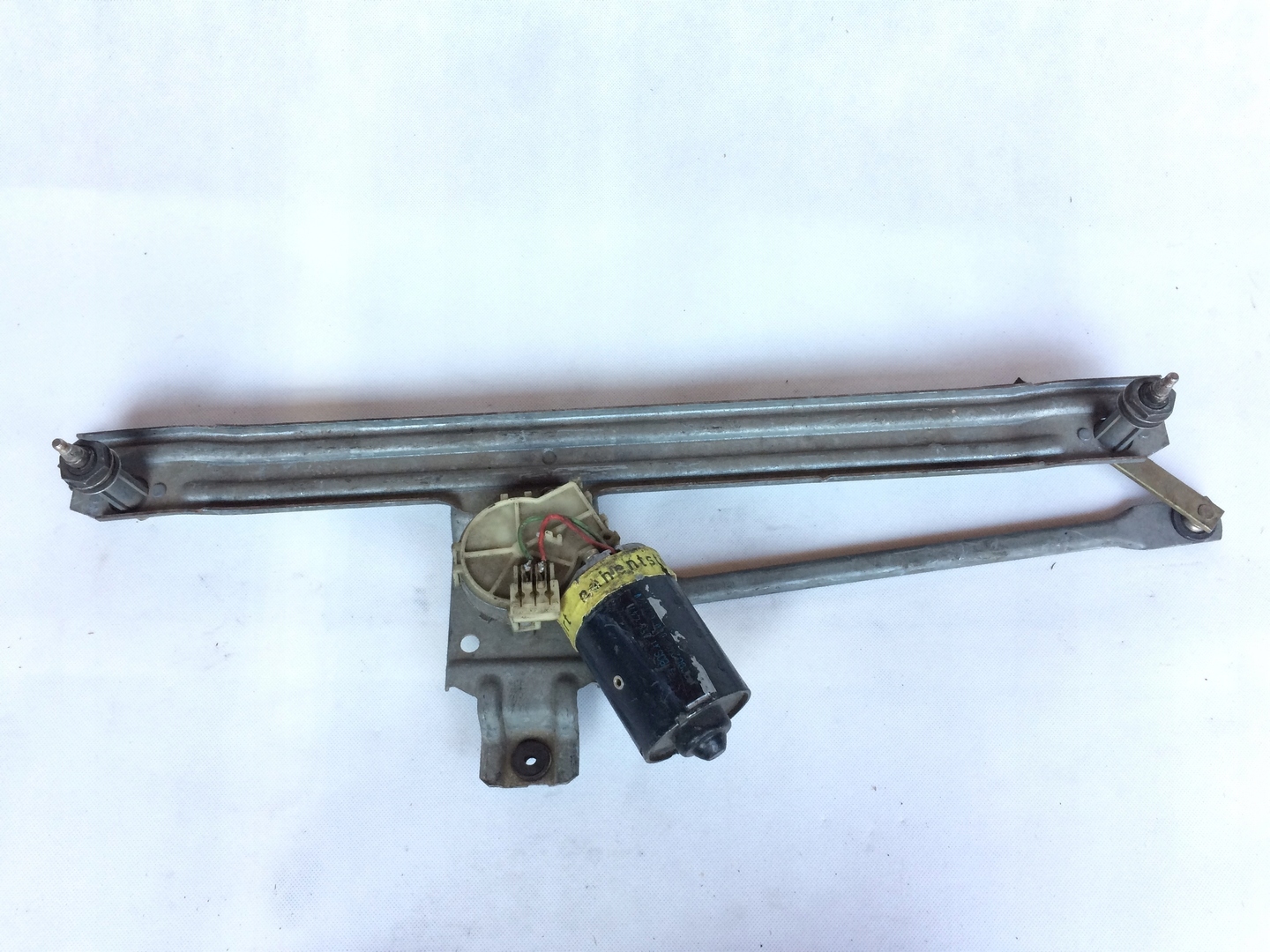 mechanism engine of wipers VW PASSAT B3 front 390241090 BOSCH