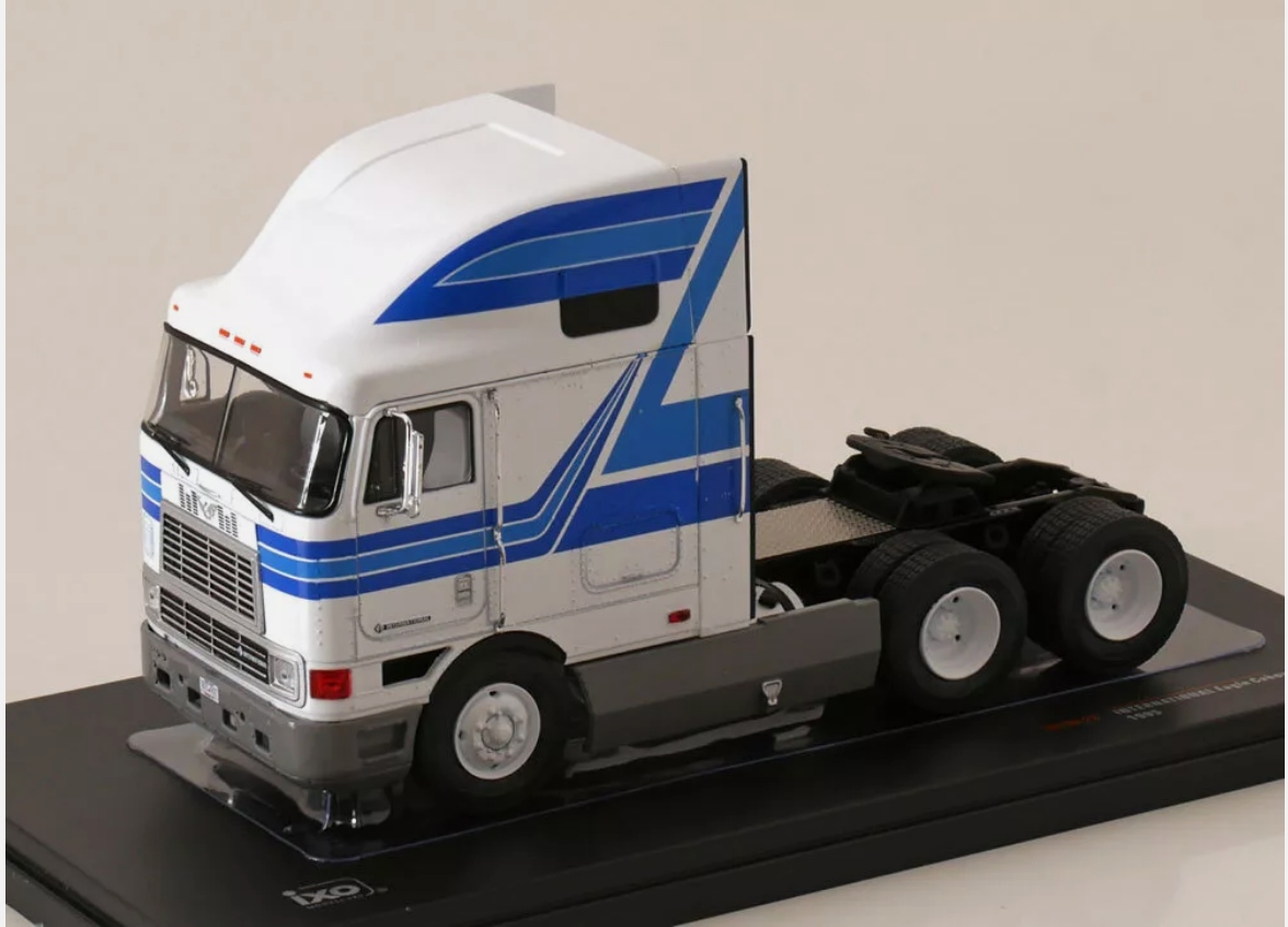 International Eagle Cabover 1995 1:43 Ixo