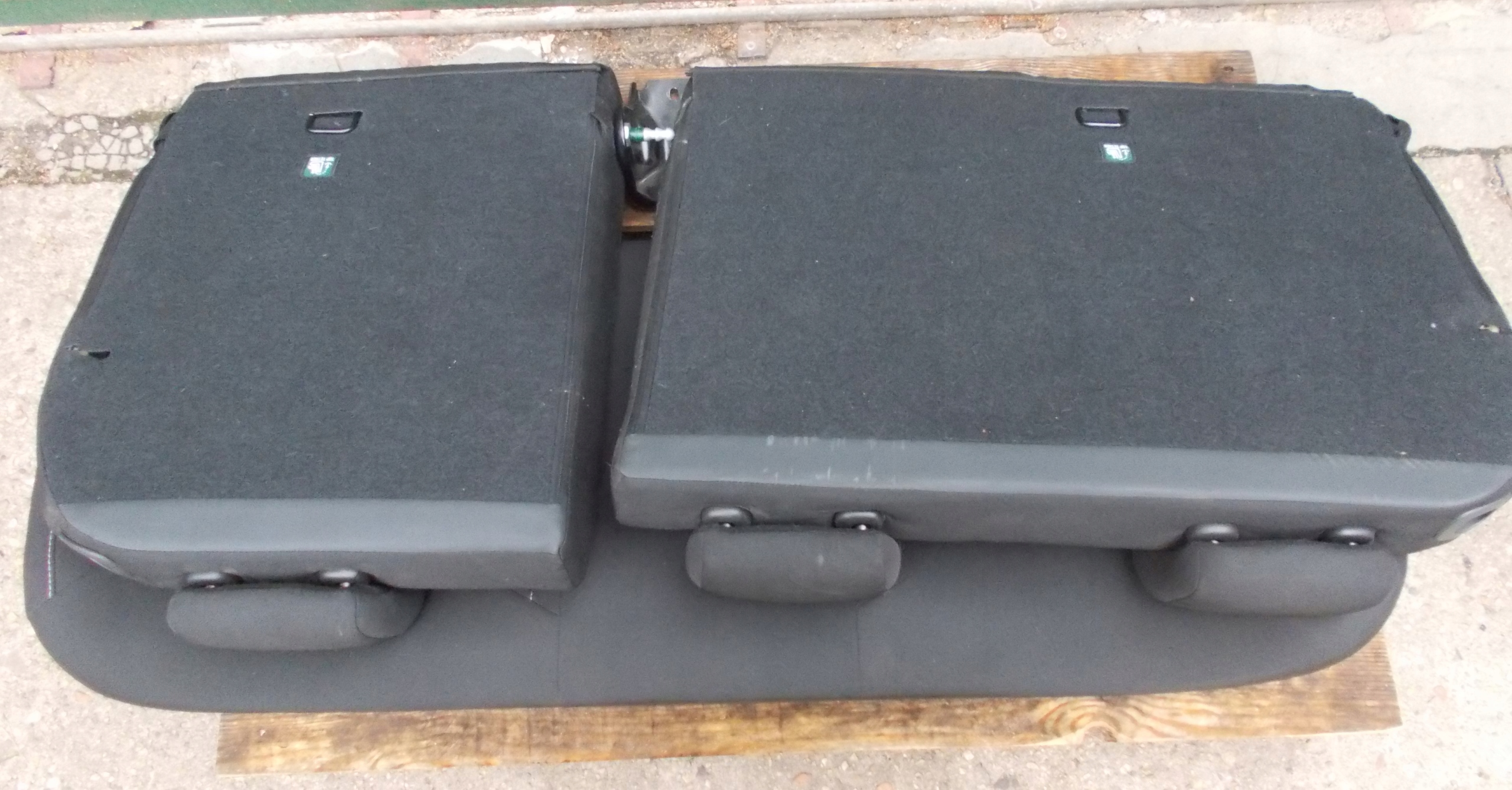 Dacia LOGAN 13R 1.4 TCE кресла диван комплект европа