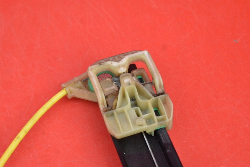 window regulator right front UK 5E0837462B SKODA OCTAVIA 3 III 12-20