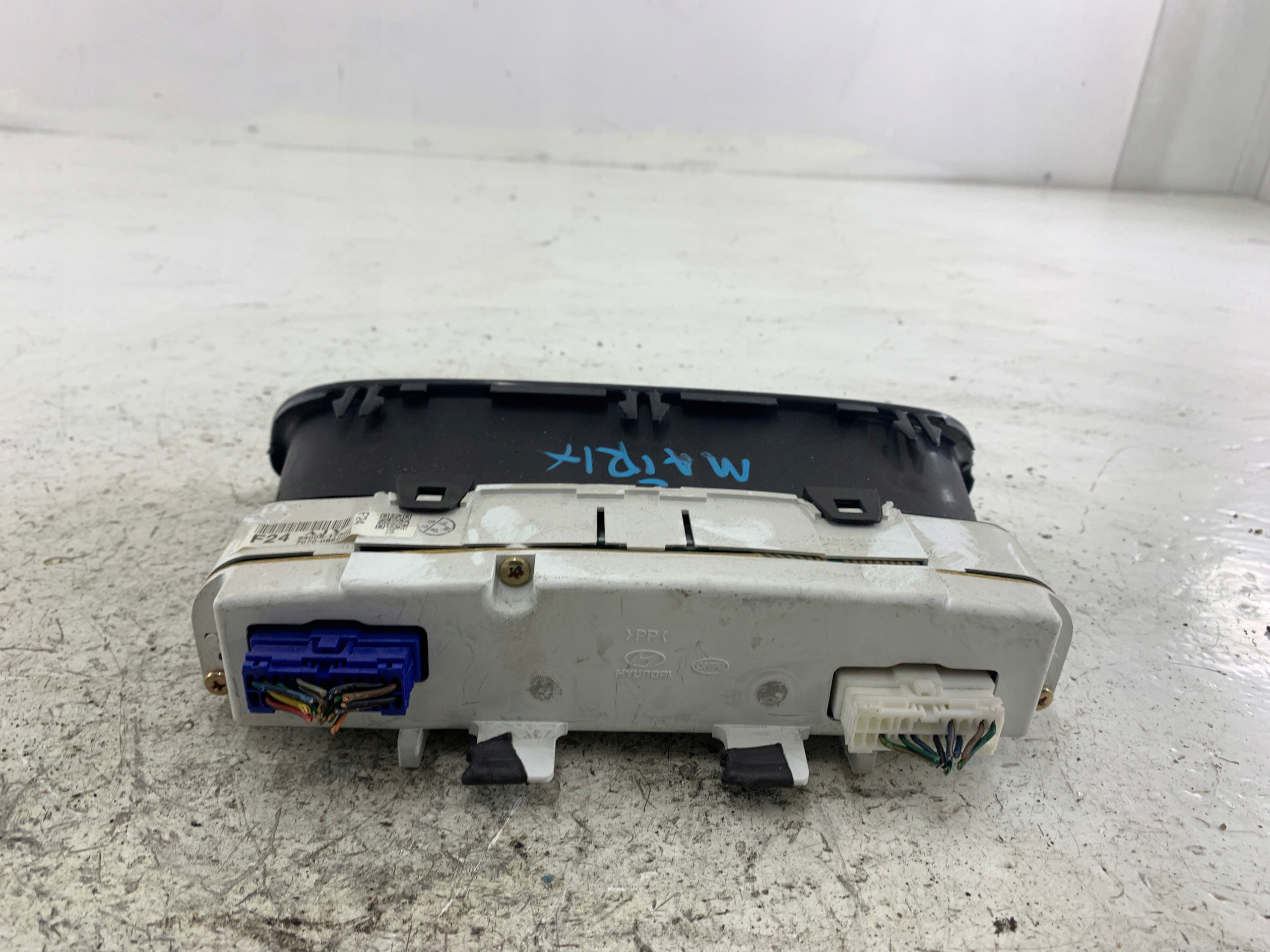 HYUNDAI MATRIX display clock 94008-17300