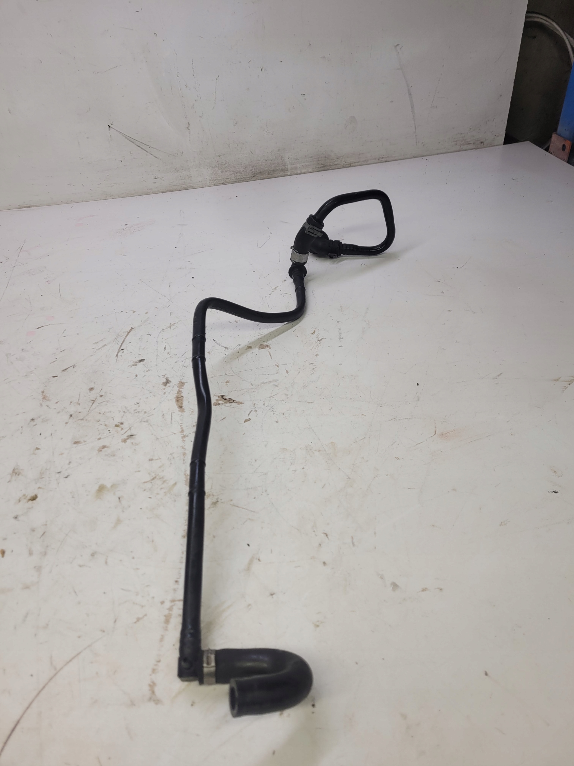 wiring vacual AUDI A4 A5 A6 3.0 06E133773BC