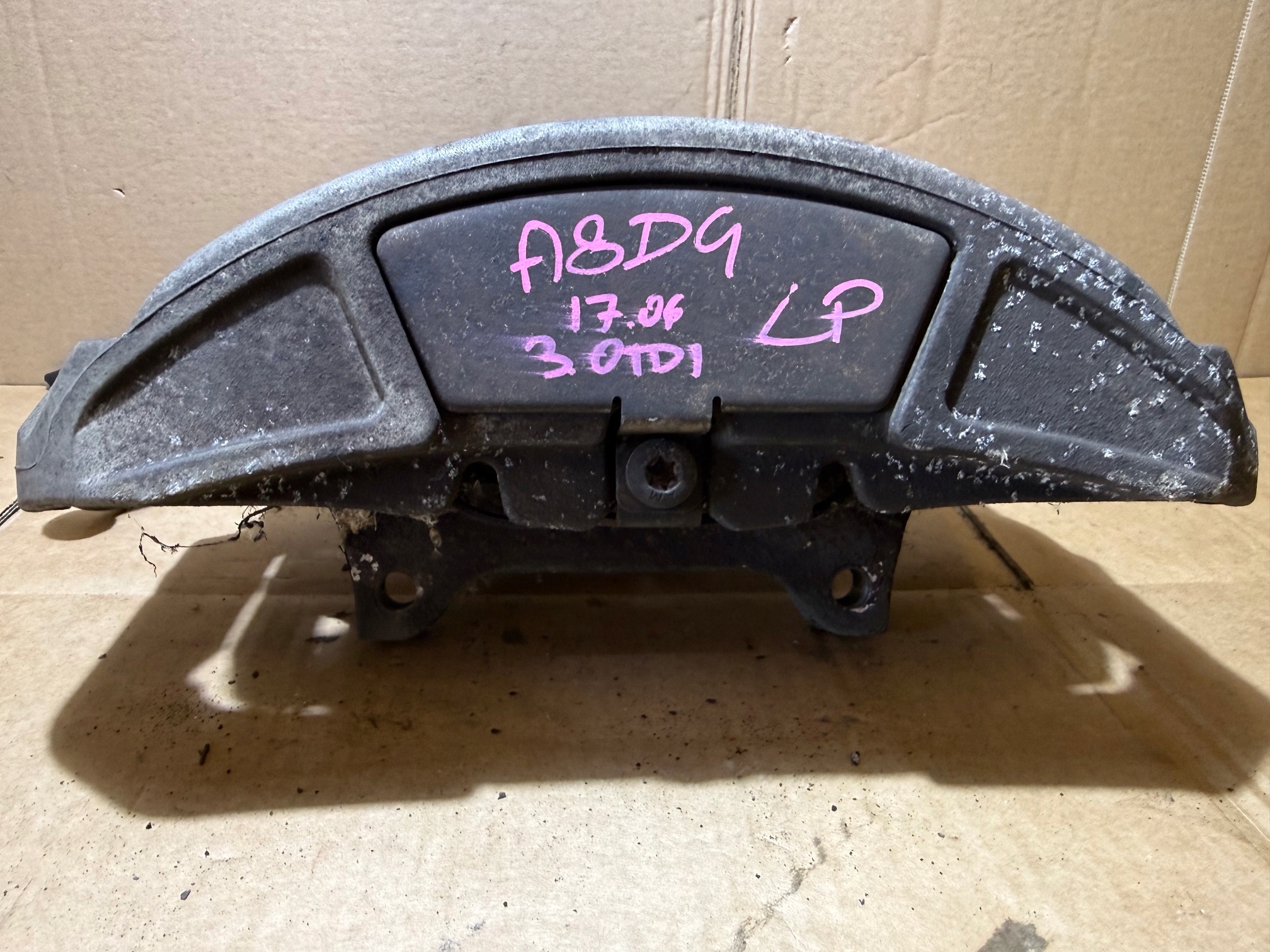 AUDI A8 D4 3.0 TDI caliper brake left front front 4H05BE