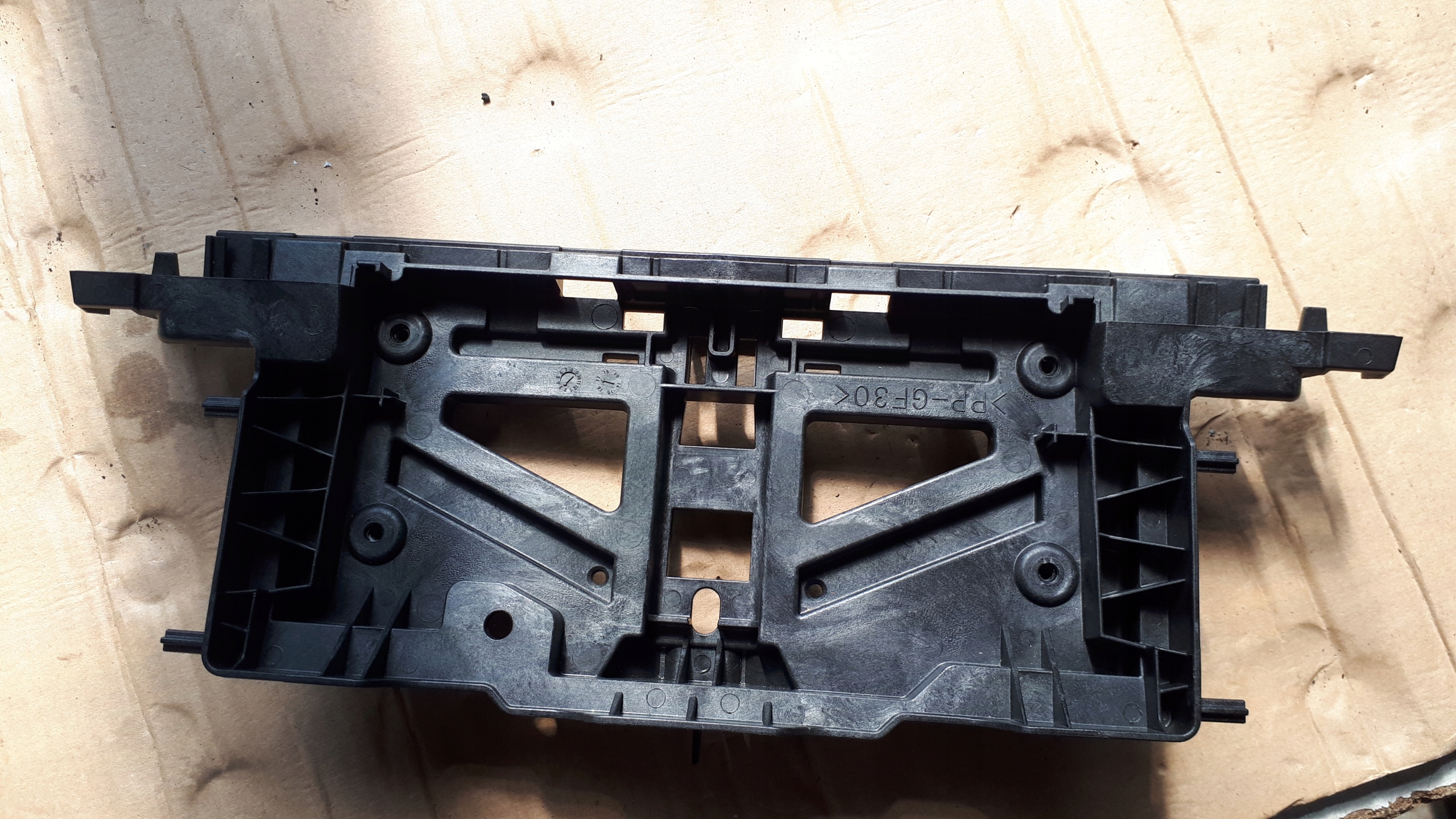 S4 B9 A4 8W support bracket WYSWIETLACZA A5 8W S5 EU