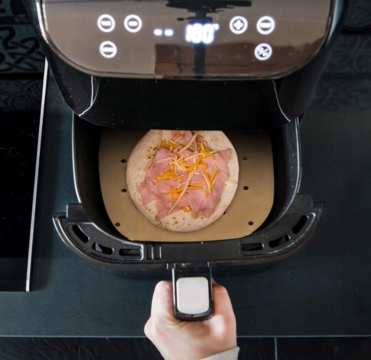 PAPIER DO PIECZENIA DO FRYTKOWNICY AIR FRYER WKŁADKI ZESTAW 100 SZTUK Długość (cm) 22