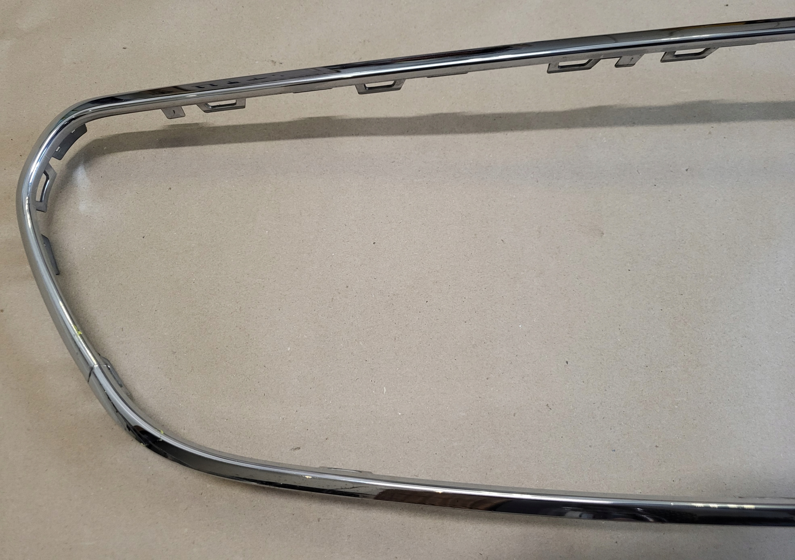 frame CHROM grille GRILLA of a bumper front MERCEDES E W213 OE