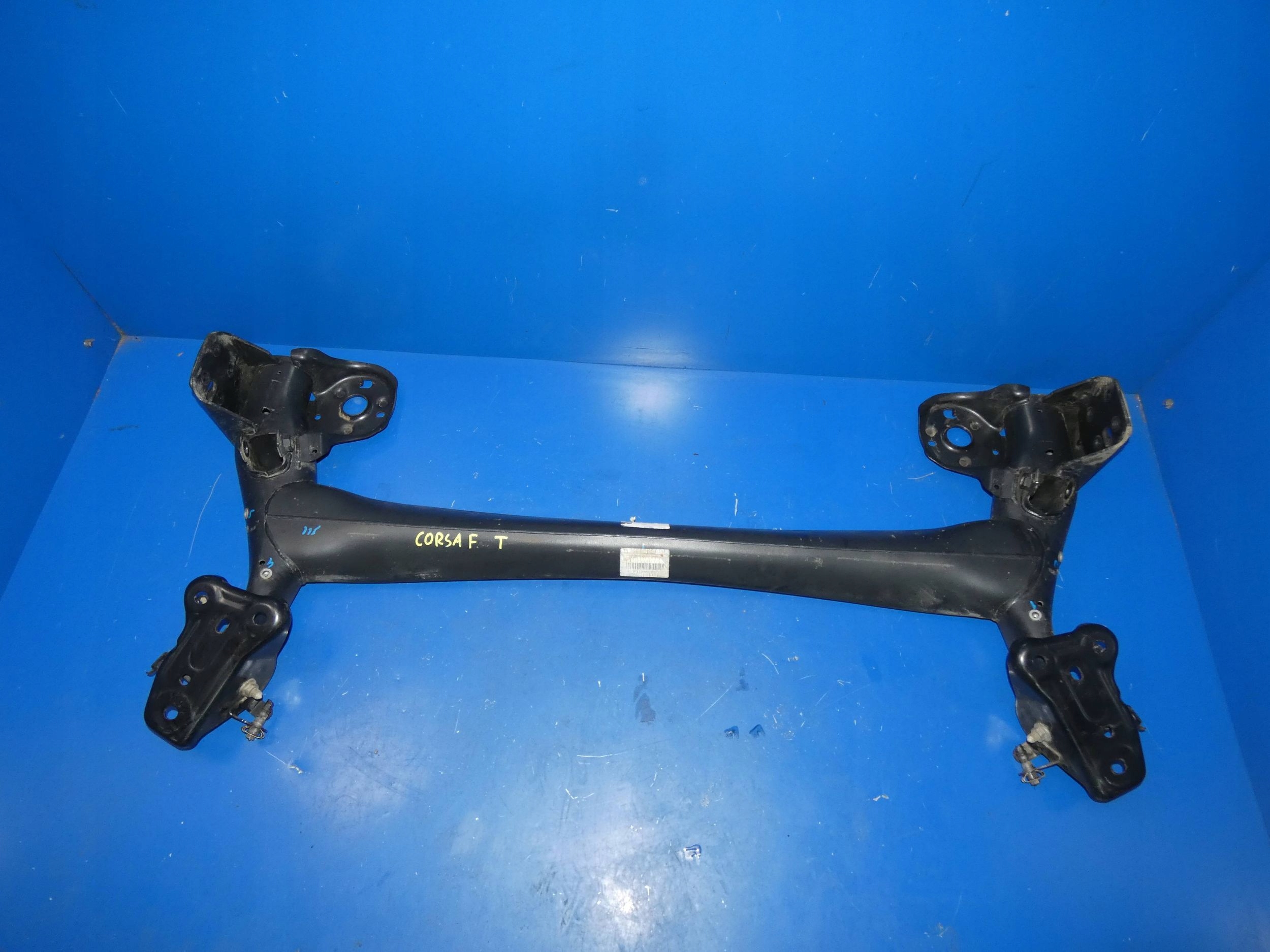 OPEL CORSA F BELKA ZAWIESZENIA TYŁ TYLNA SANKI