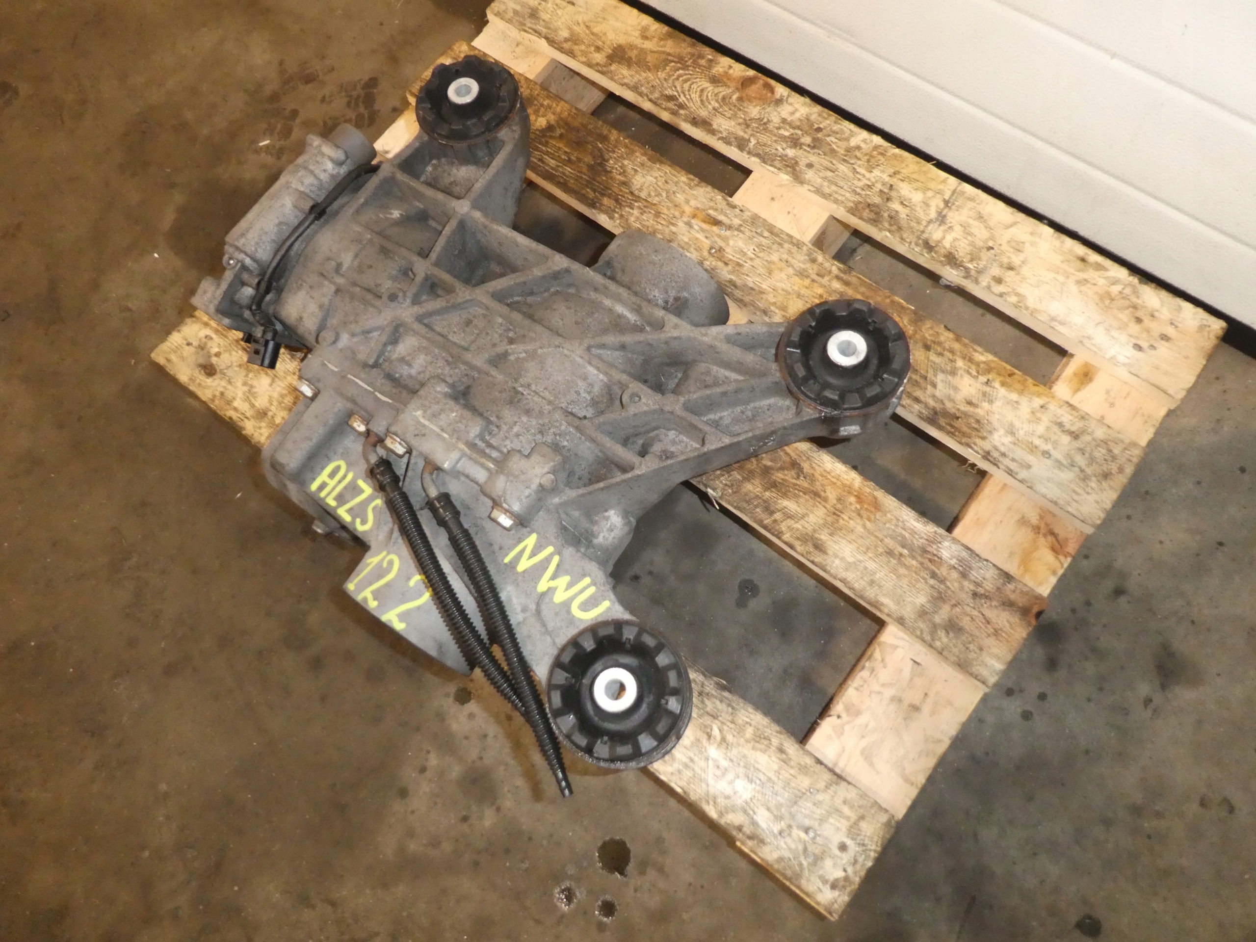 REDUKTOR diff differential VW AUDI 2.0 TDI NWU rear part 0AY525010D