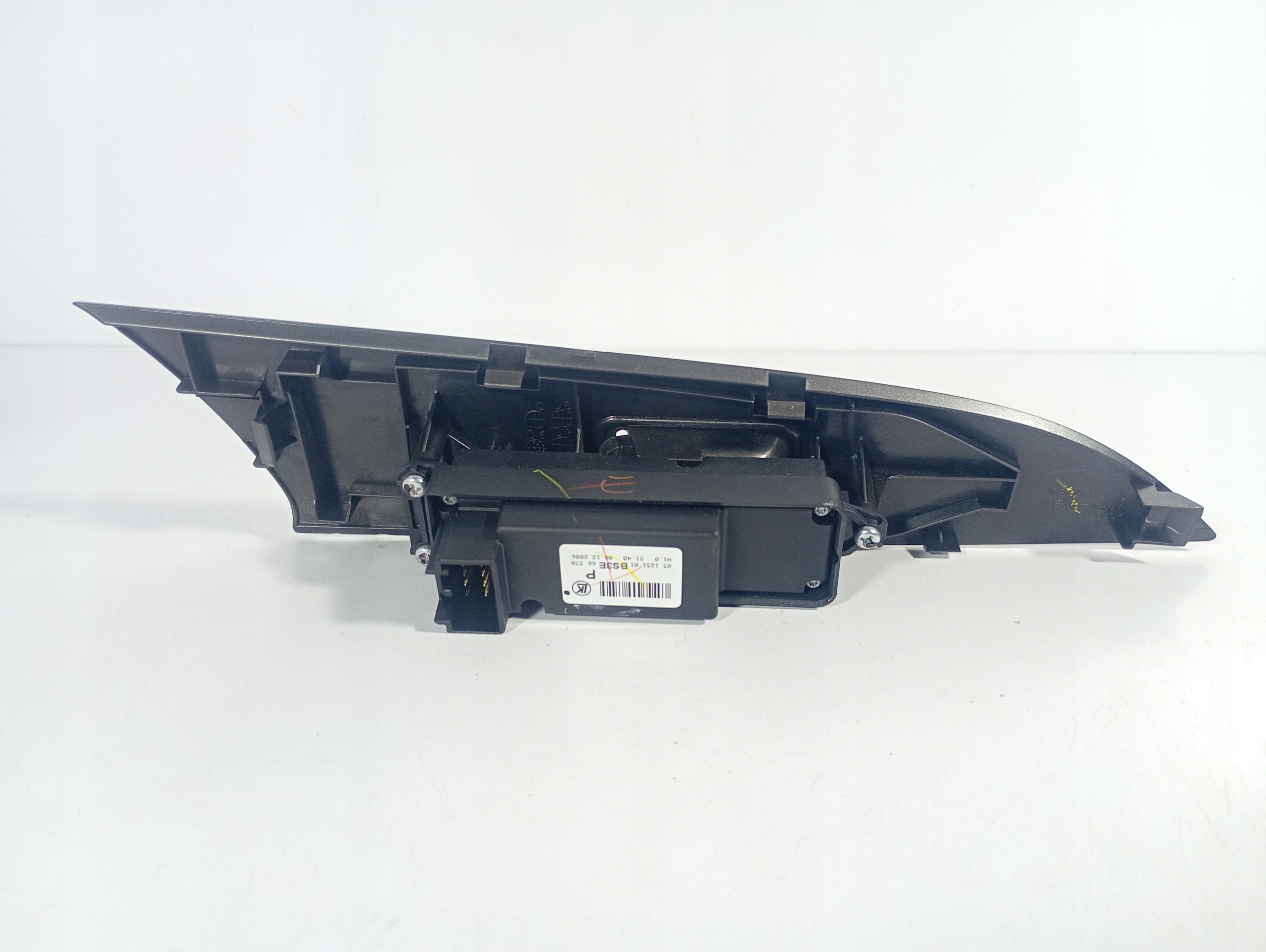 MAZDA 3 BK 03-09 Interrupteur Bouton PANEL Vitre OE BS3E