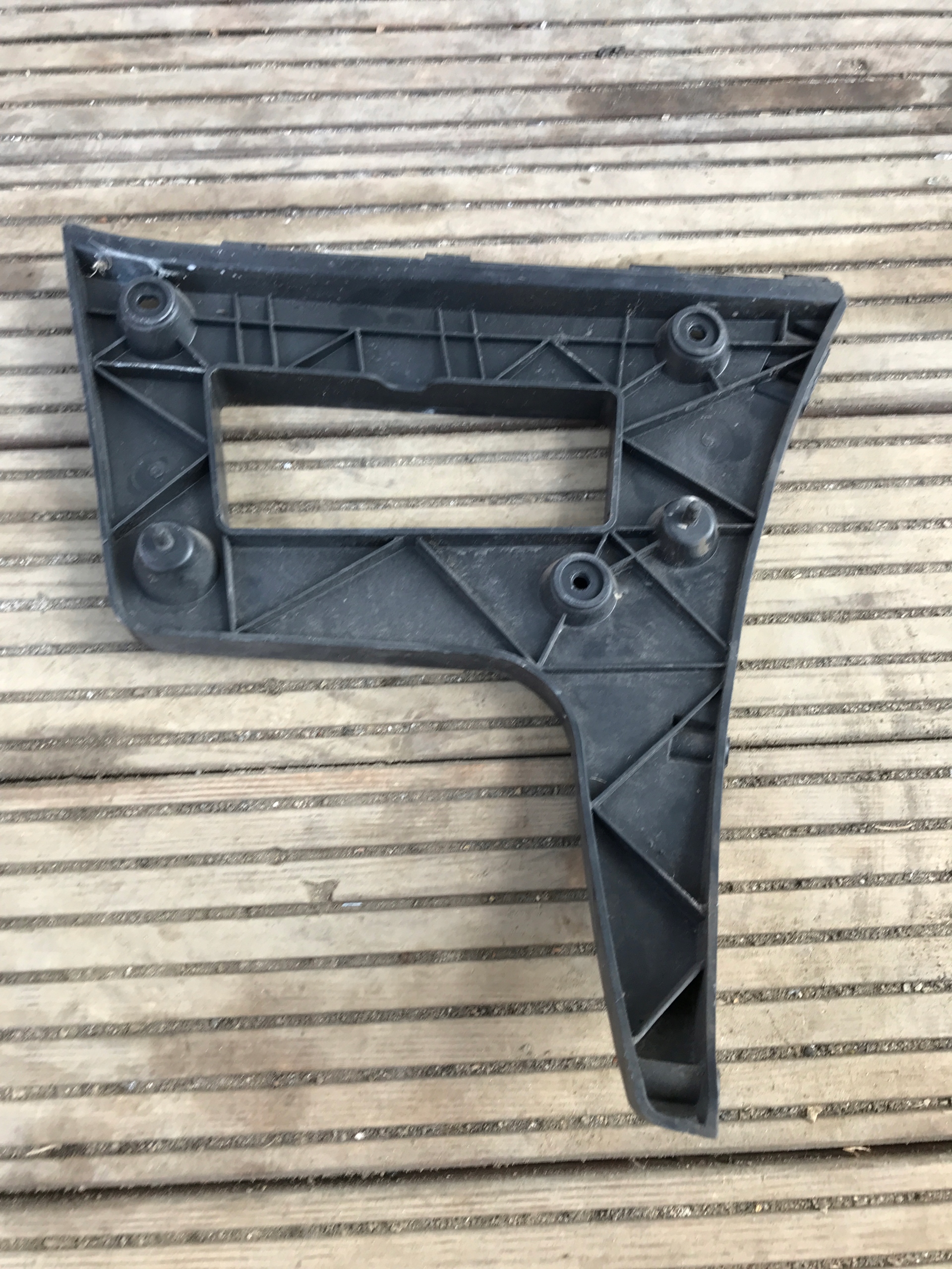 bumper bracket left rear part AUDI A5 SPORTBACK 8T8